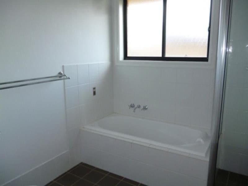 4A John Brass Place, Dubbo NSW 2830, Dubbo - Thumbnail 3