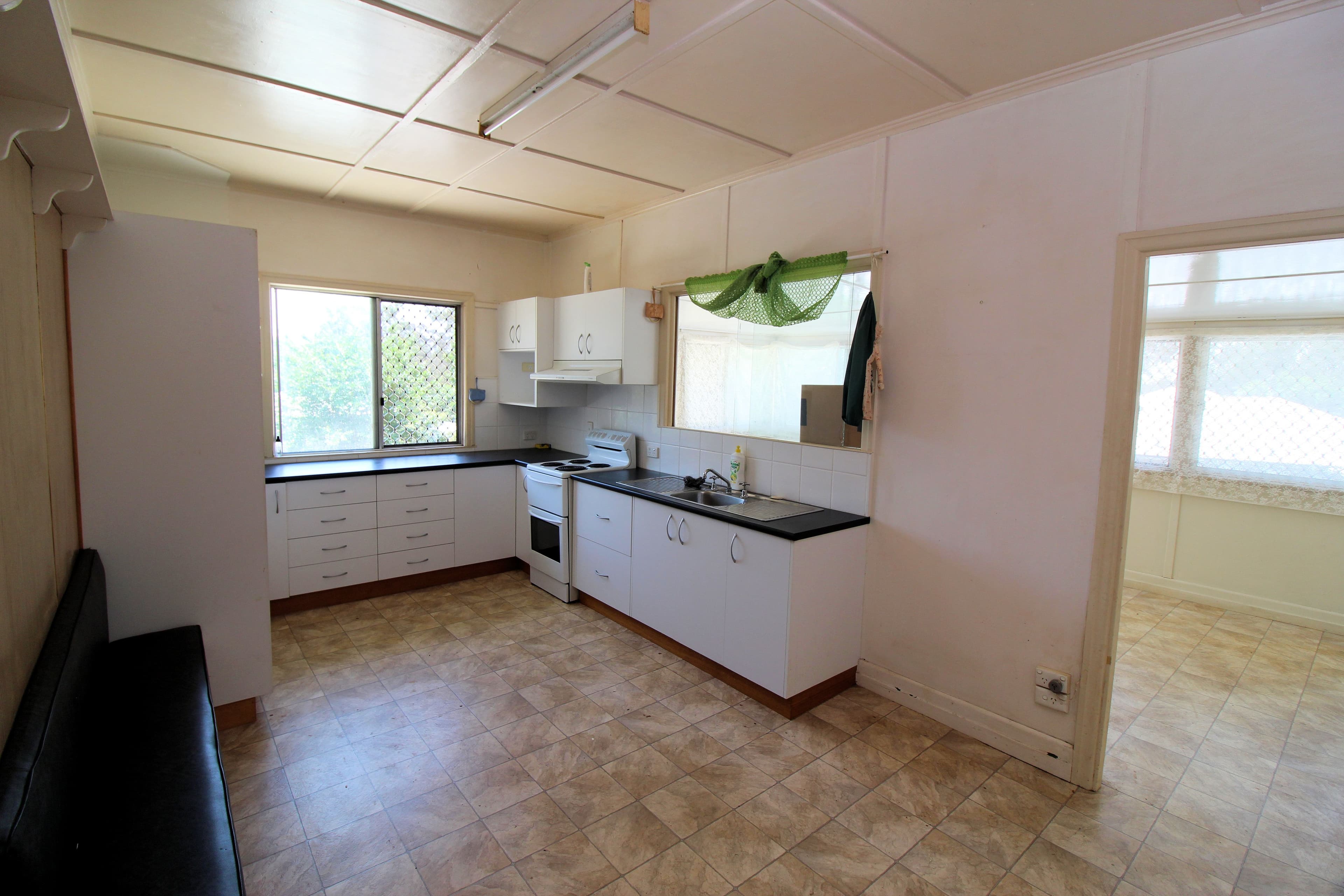 2 Andrews Road, Crows Nest QLD 4355, Crows Nest - Thumbnail 6