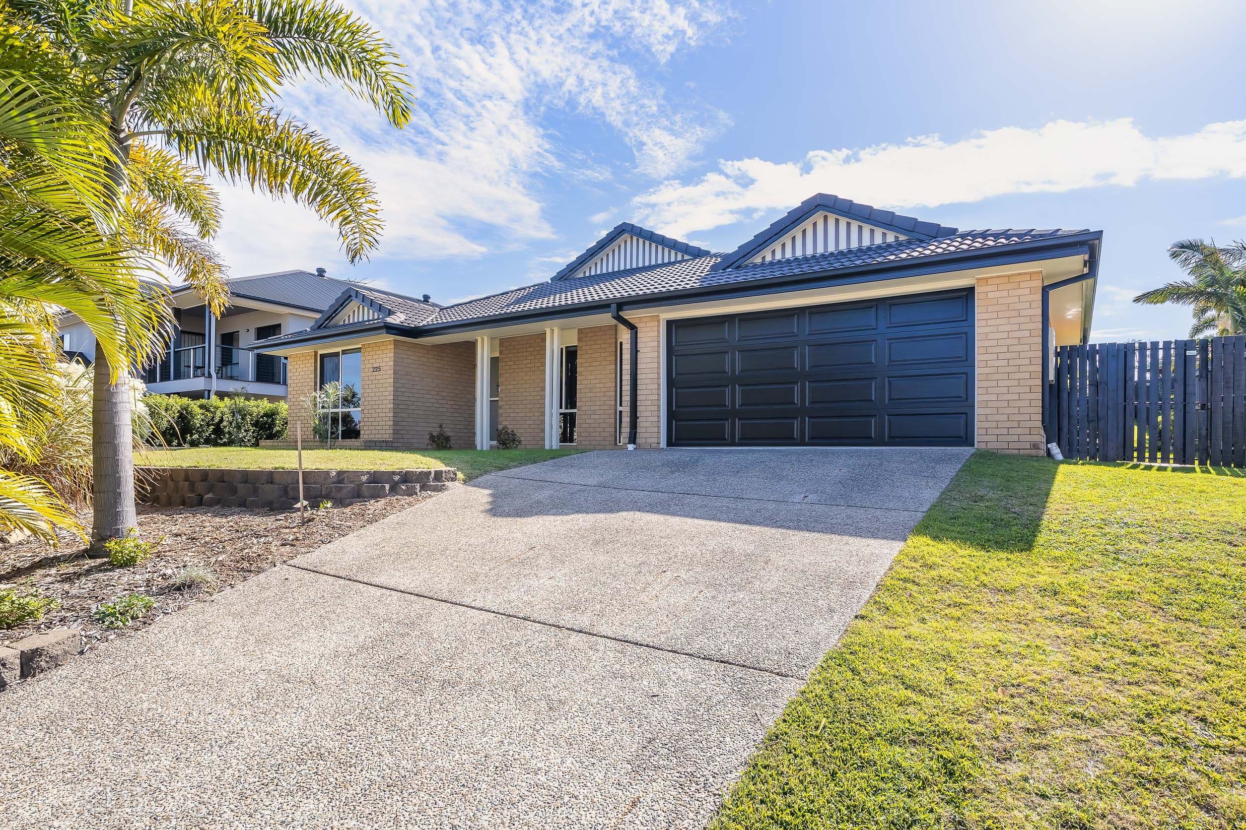 225 Endeavour Drive, Banksia Beach QLD 4507, Banksia Beach - Image 1