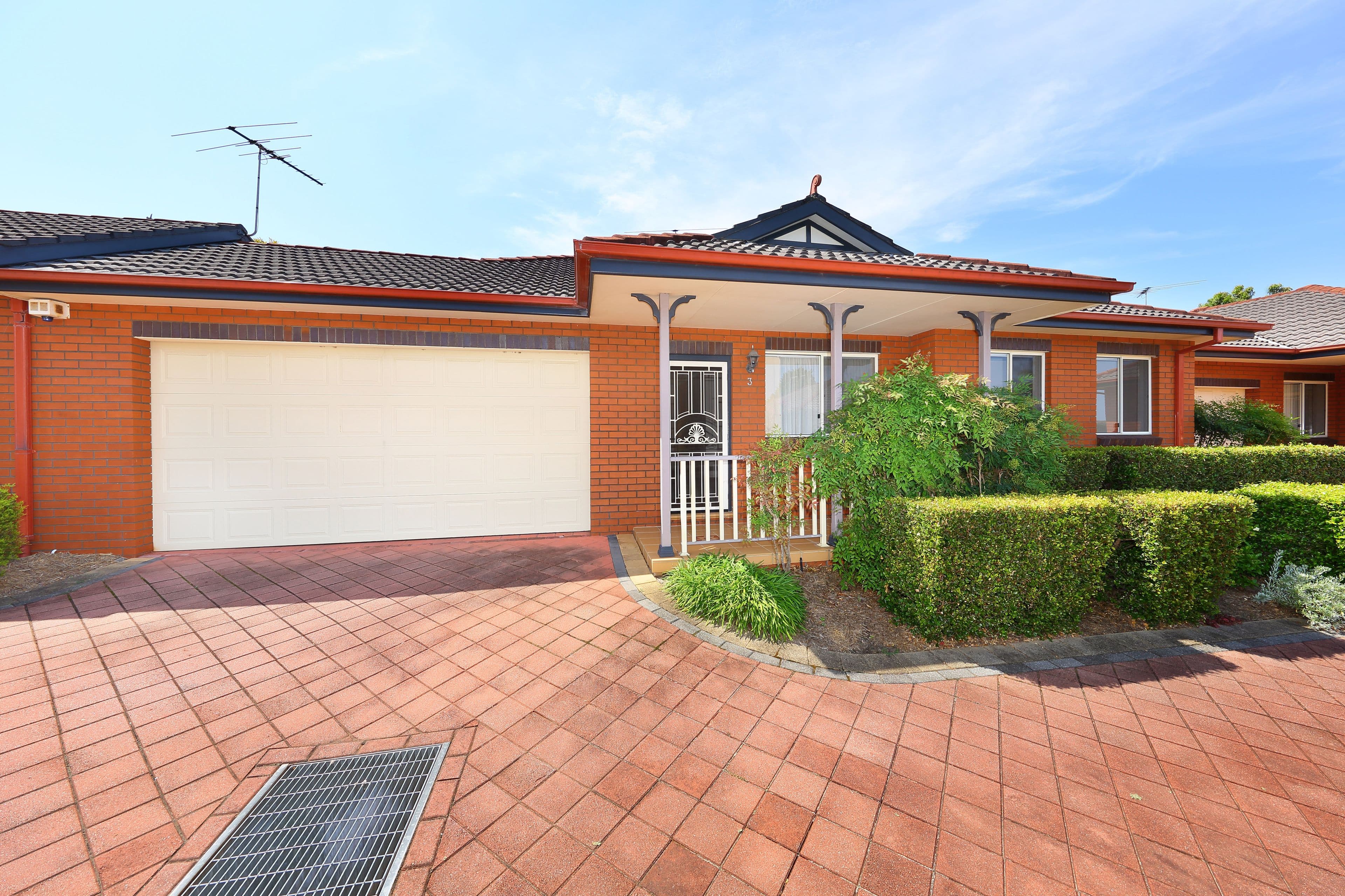 8 Louisa Street, Oatley NSW 2223, Oatley - Image 1