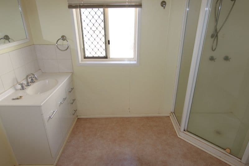 66 Albert Street, Morven QLD 4468, Morven - Thumbnail 5