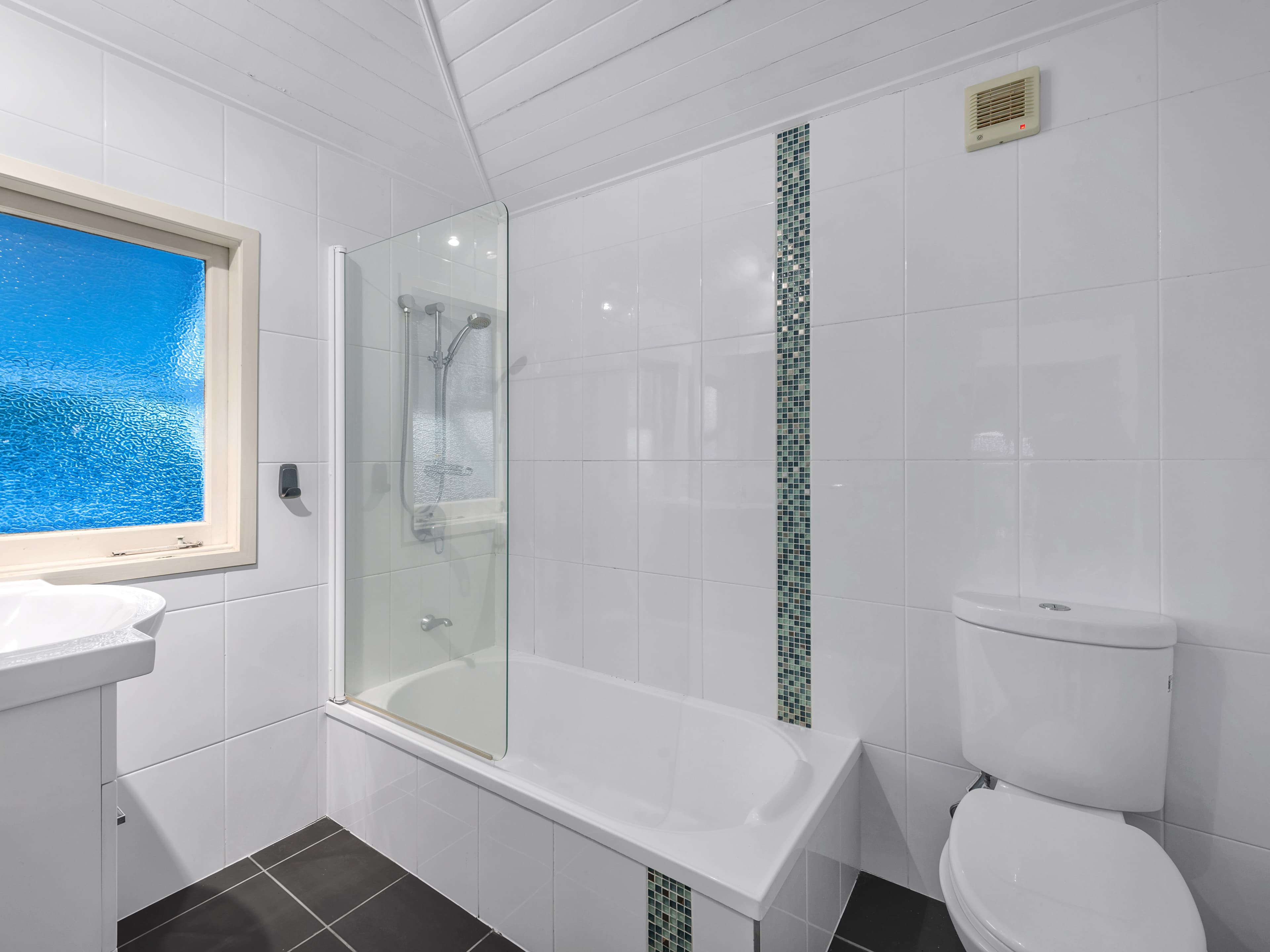 62 Victoria Street, Balmoral QLD 4171, Balmoral - Thumbnail 7