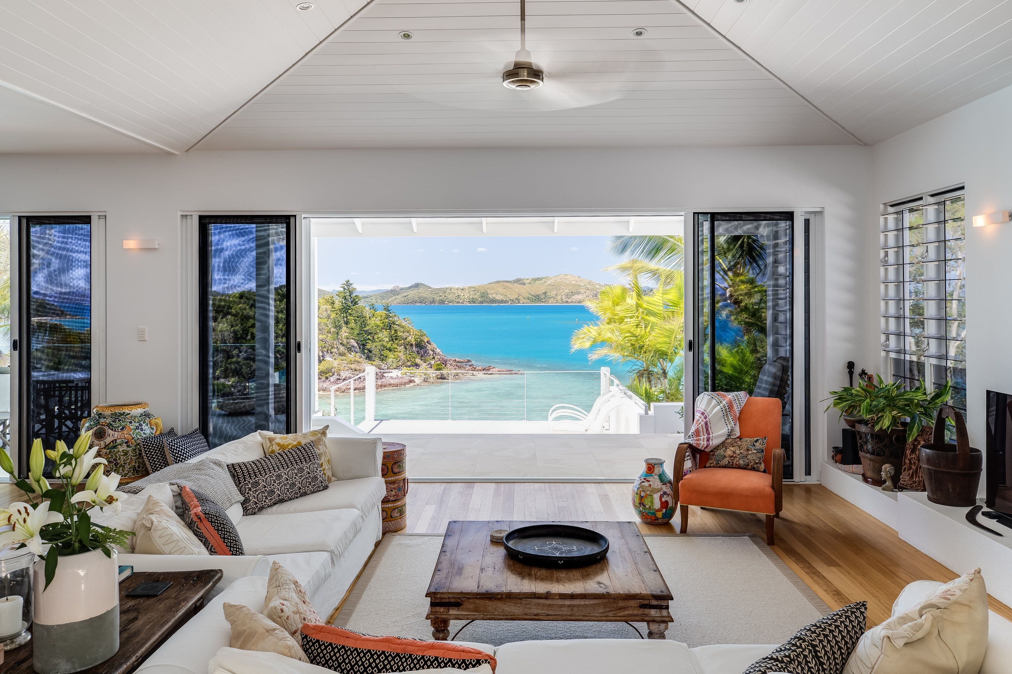 17 Warrain Street, Shute Harbour QLD 4802, Shute Harbour - Thumbnail 2