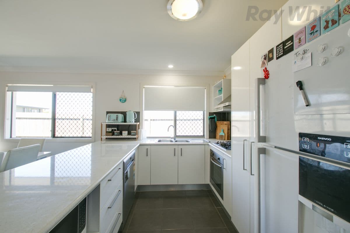 5 Zanow Street, North Booval QLD 4304, North Booval - Thumbnail 5