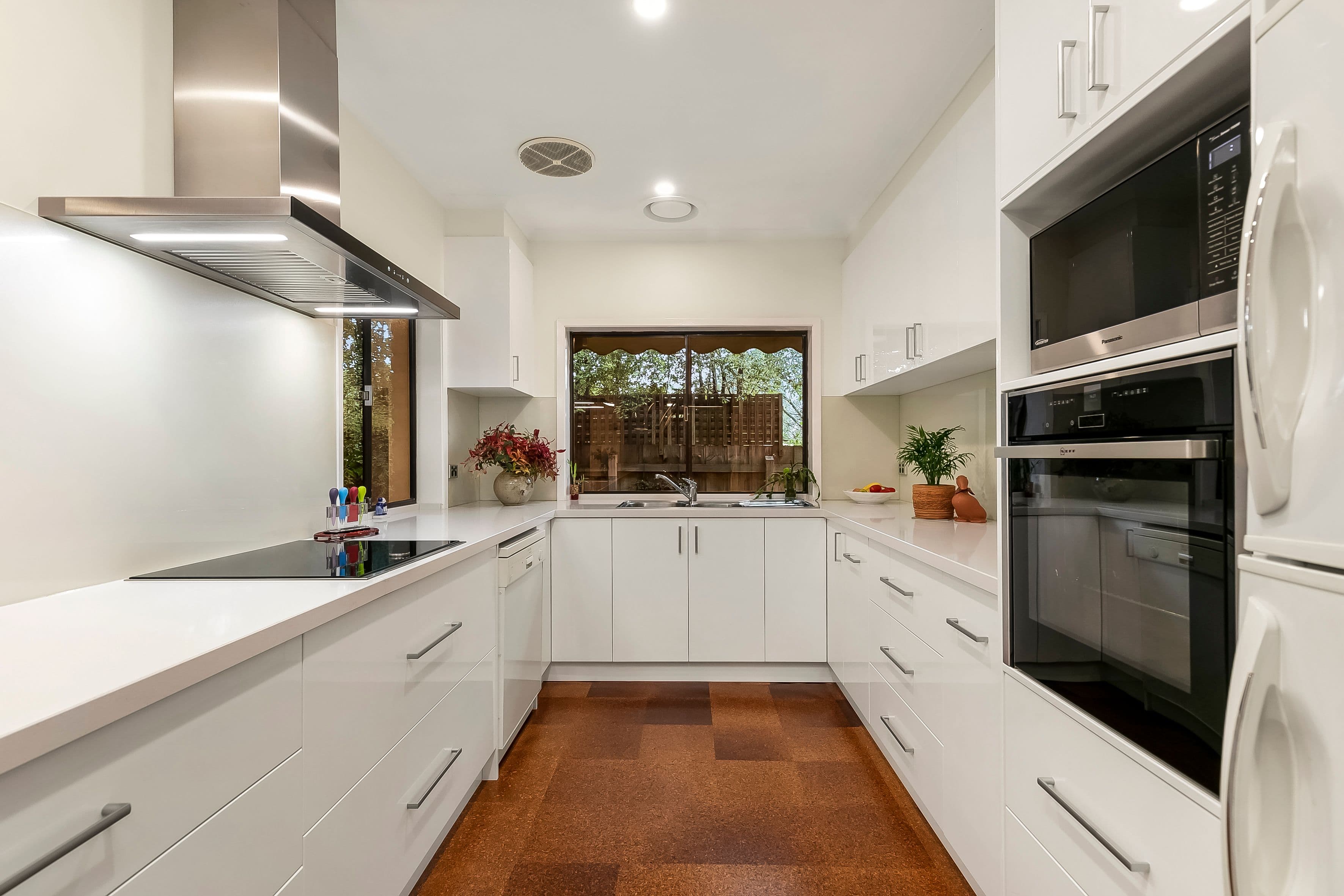 8 Midlothian Place, Glen Waverley VIC 3150, Glen Waverley - Thumbnail 3