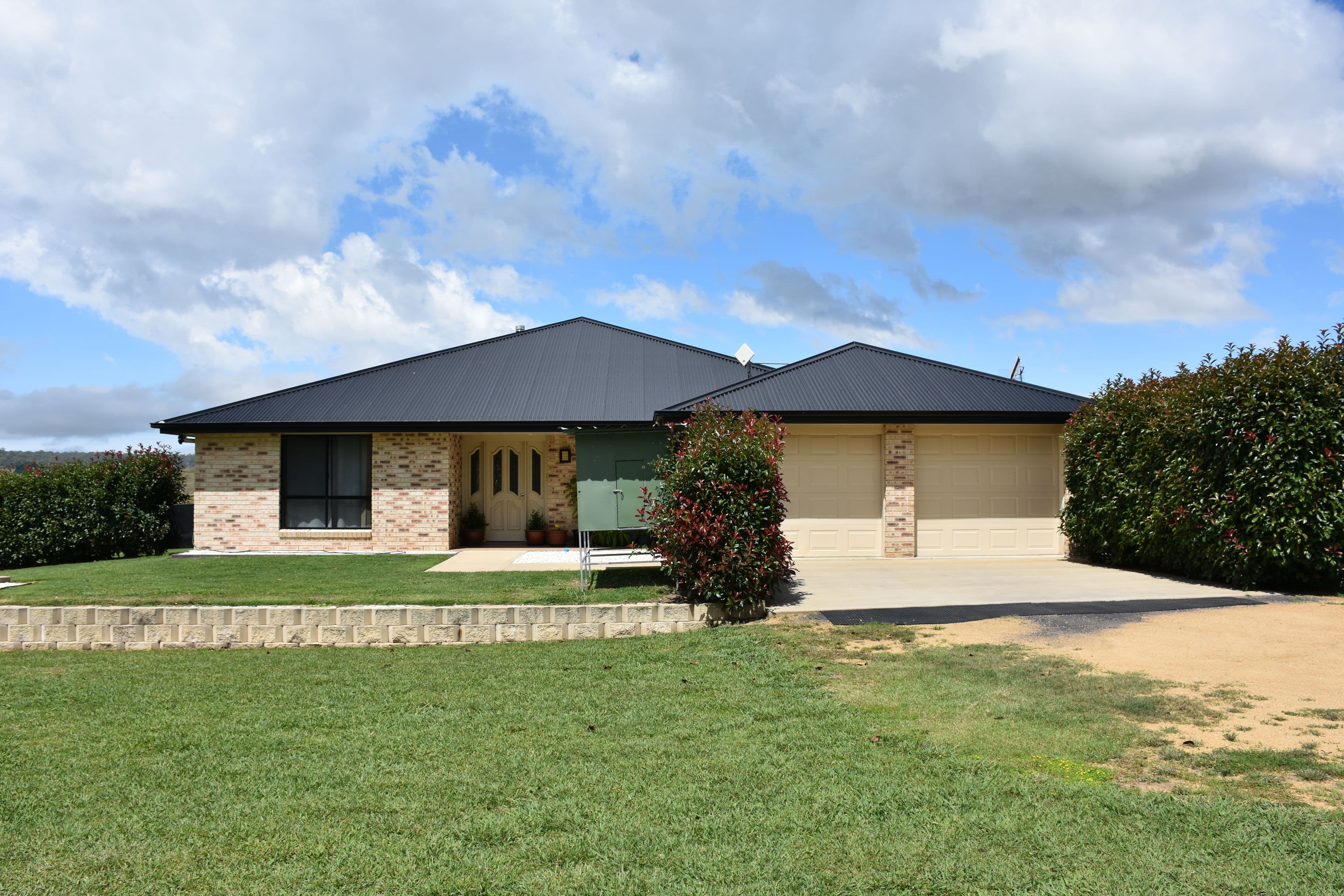 323 Red Range Road, Glen Innes NSW 2370, Glen Innes - Thumbnail 3
