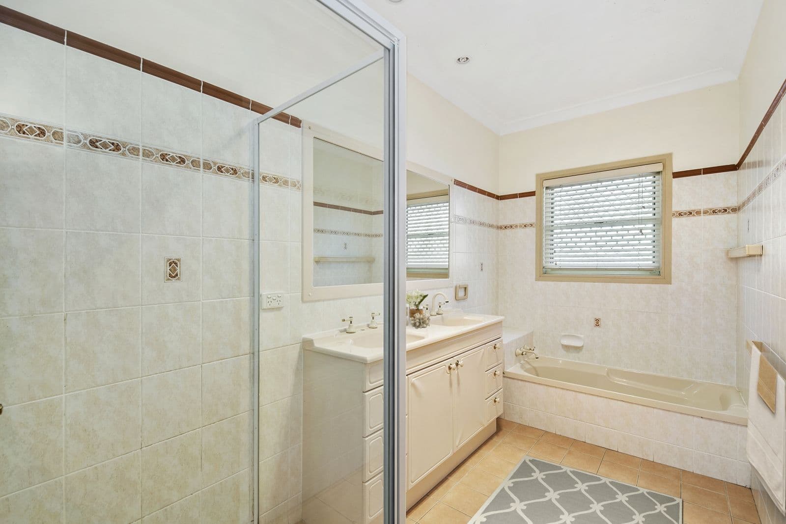 24 Alfred Street, Woody Point QLD 4019, Woody Point - Thumbnail 7