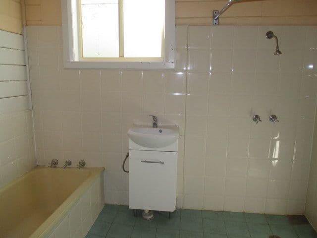 6 Mundooran Street, Coonamble NSW 2829, Coonamble - Thumbnail 7