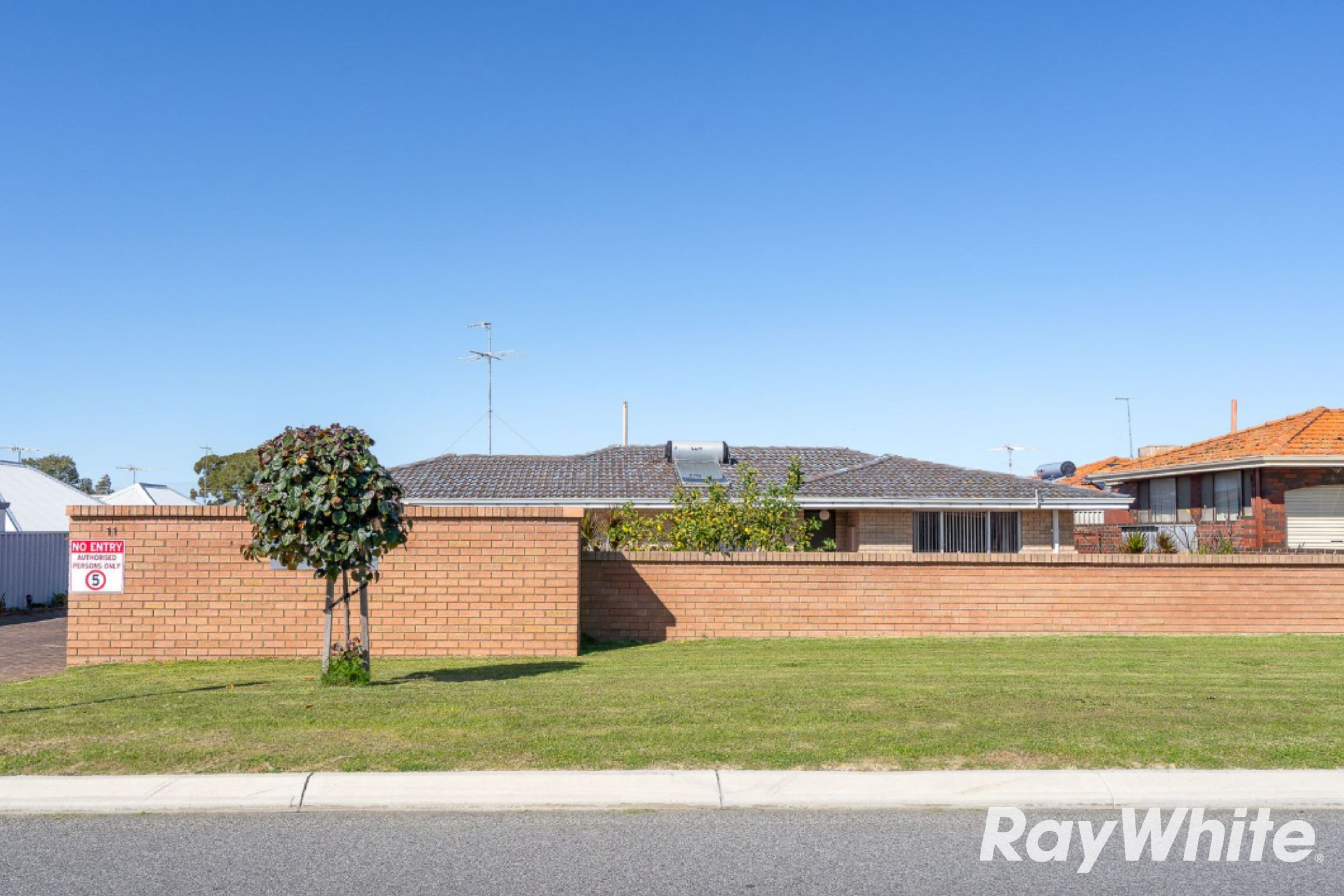 1/11 Creery Street, Dudley Park WA 6210, Dudley Park - Image 1