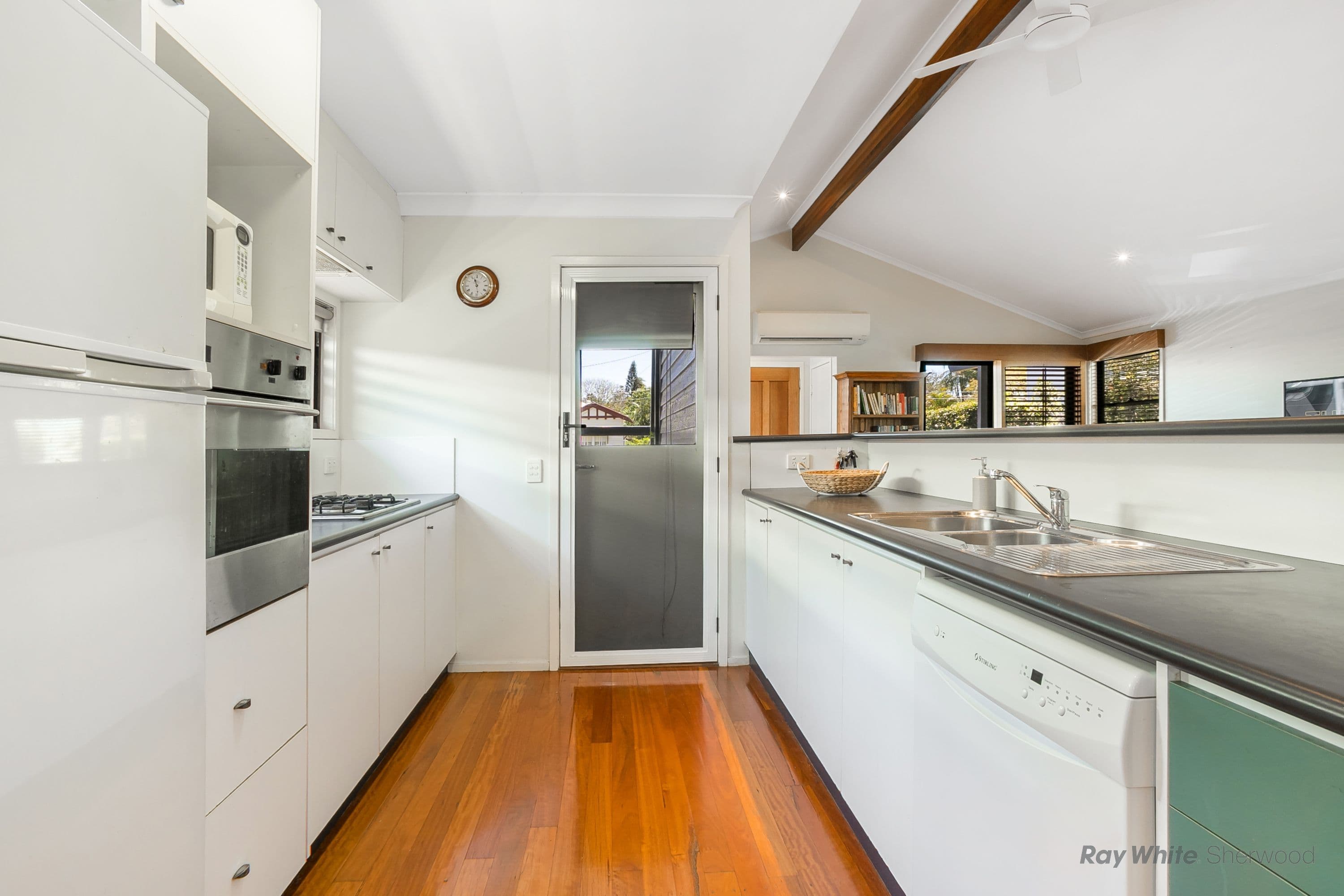 19 Leybourne Street, Chelmer QLD 4068, Chelmer - Thumbnail 2