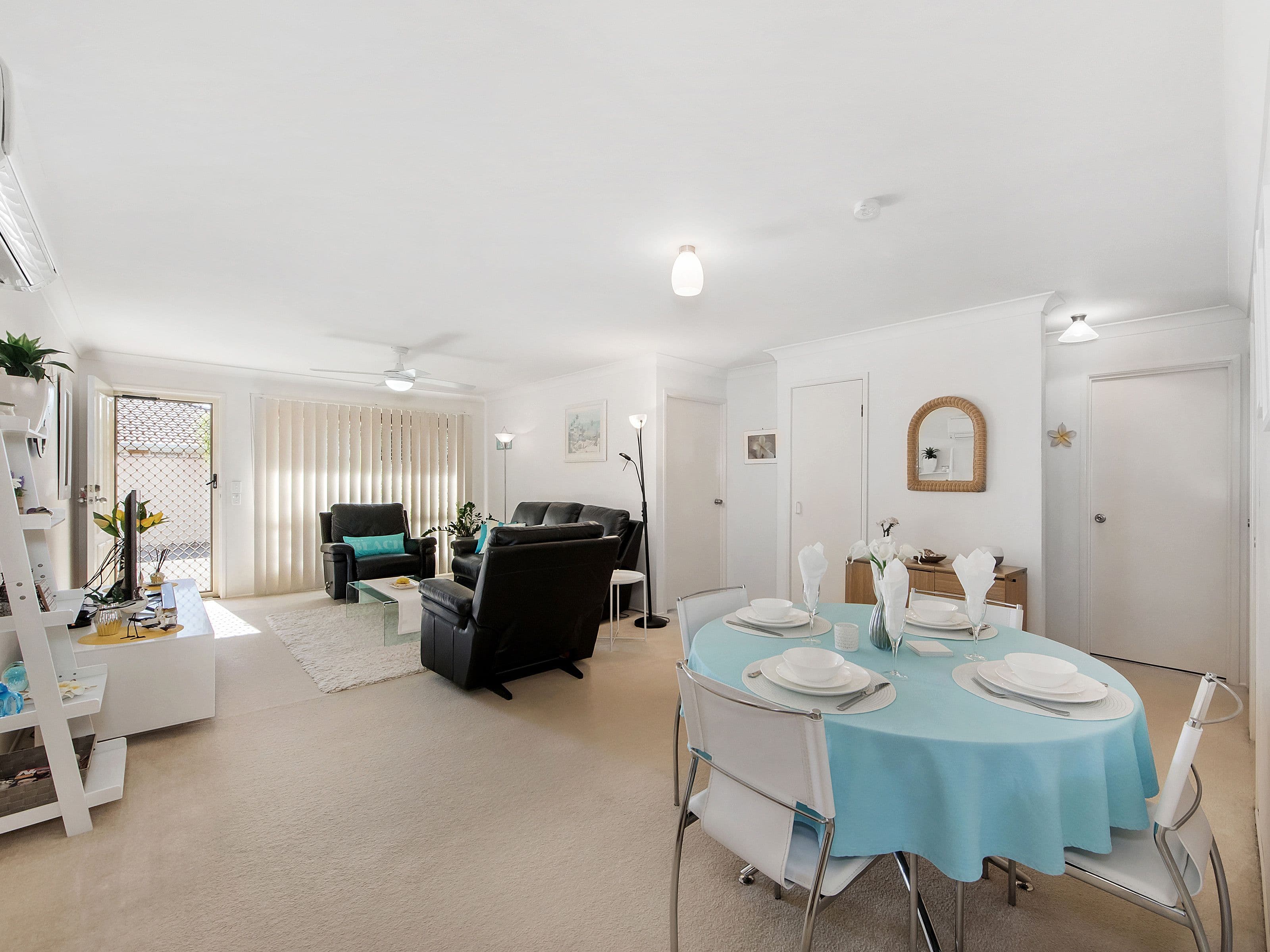 38 Mojave Drive, Burleigh Waters QLD 4220, Burleigh Waters - Thumbnail 2