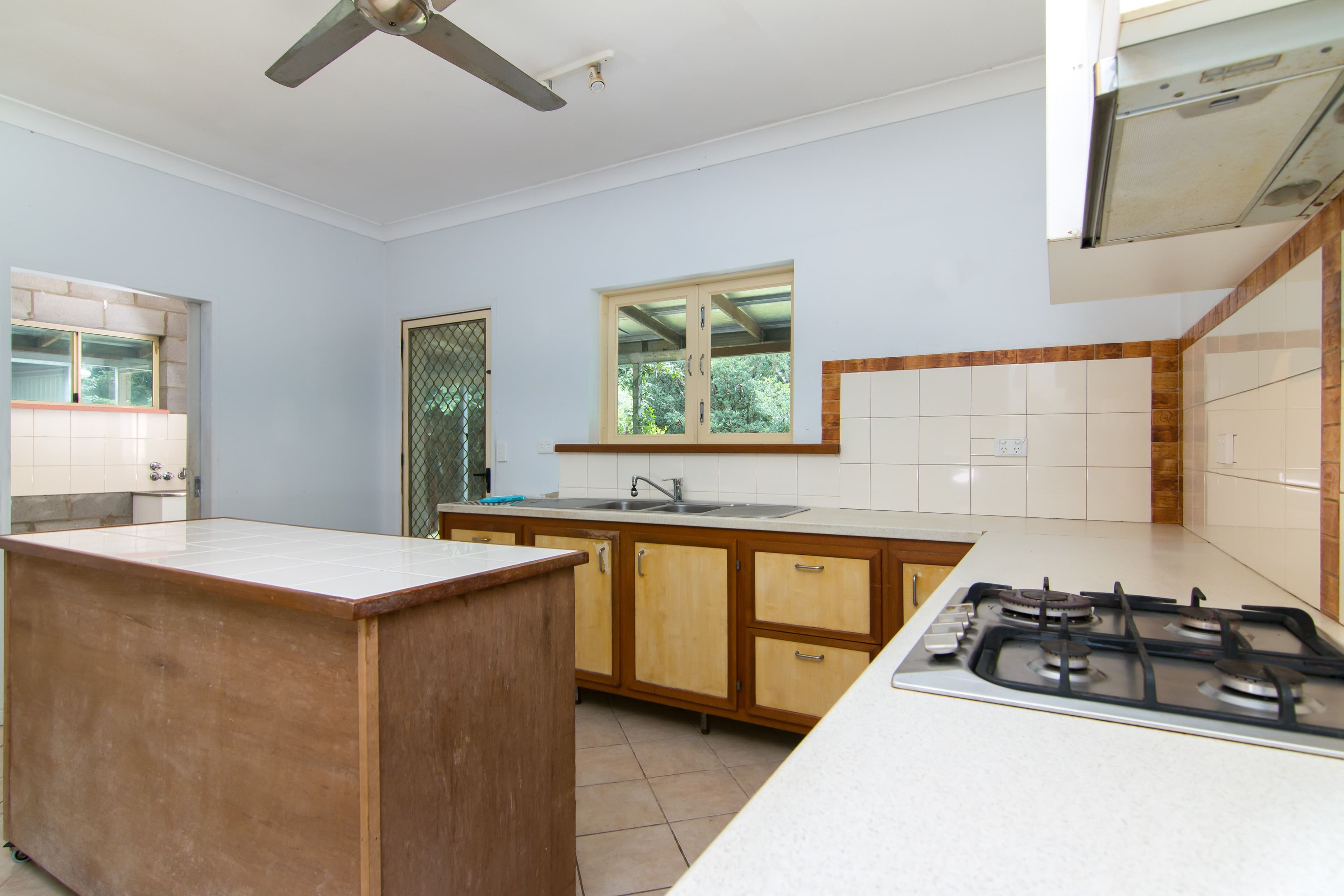 2 Coconut Grove, Kuranda QLD 4881, Kuranda - Thumbnail 7