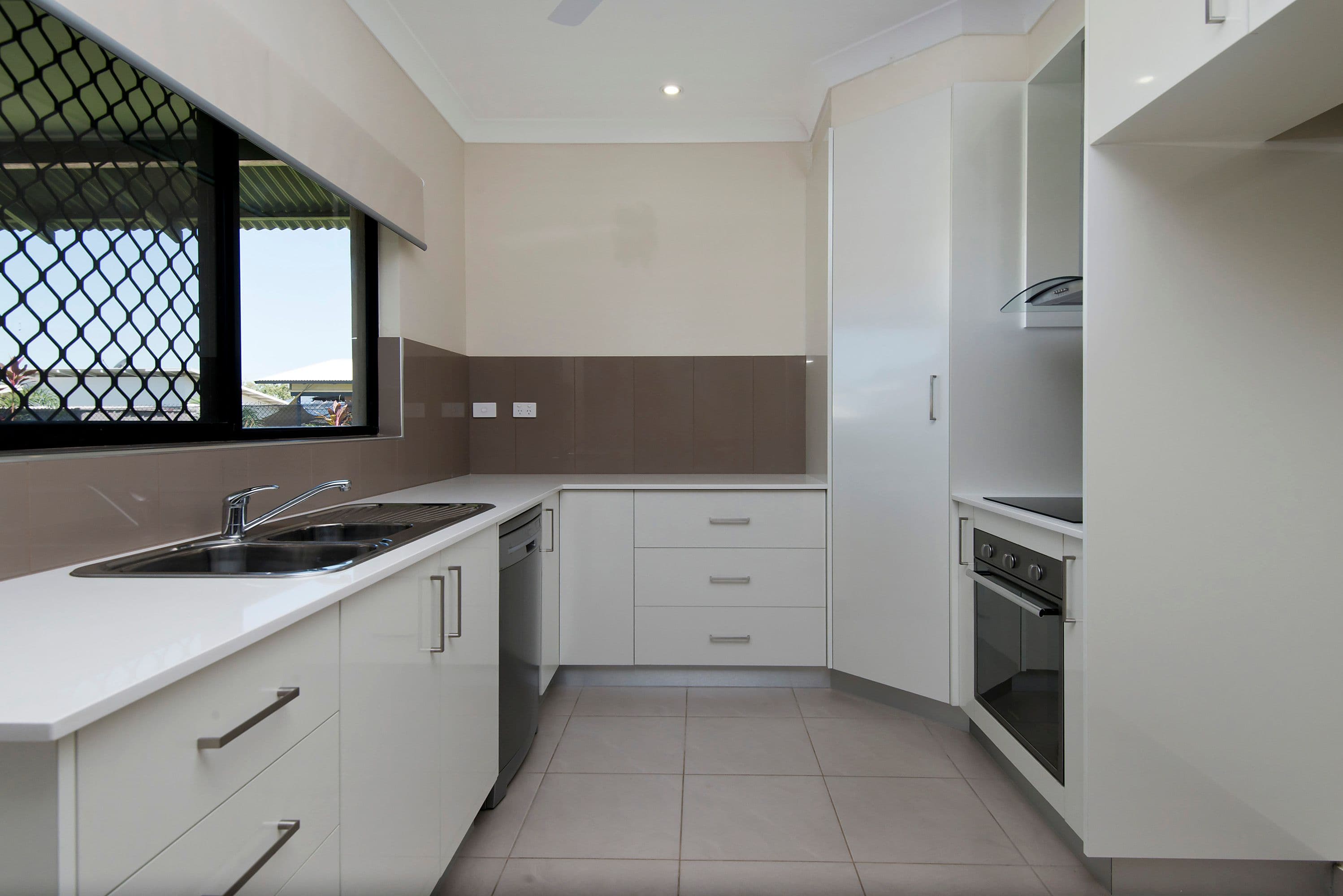 49 Clarke Street, Bellamack NT 0832, Bellamack - Thumbnail 2