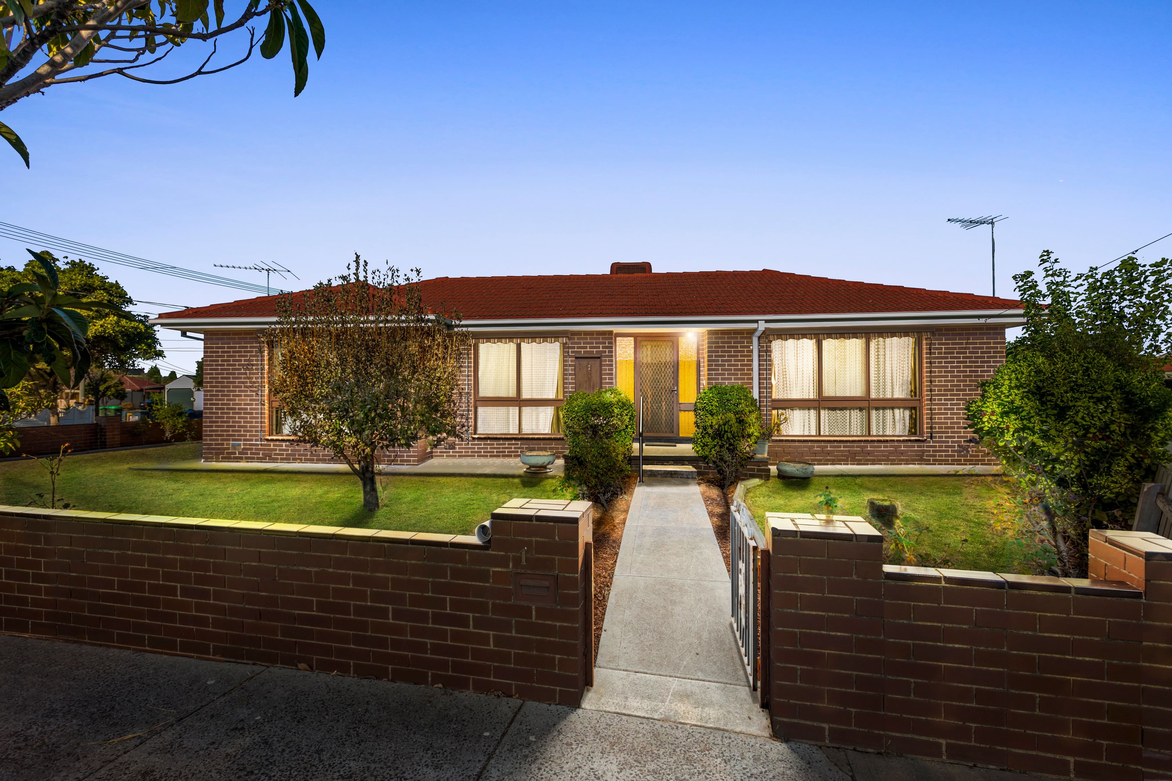1 Hampstead Court, Thomastown VIC 3074, Thomastown - Image 1
