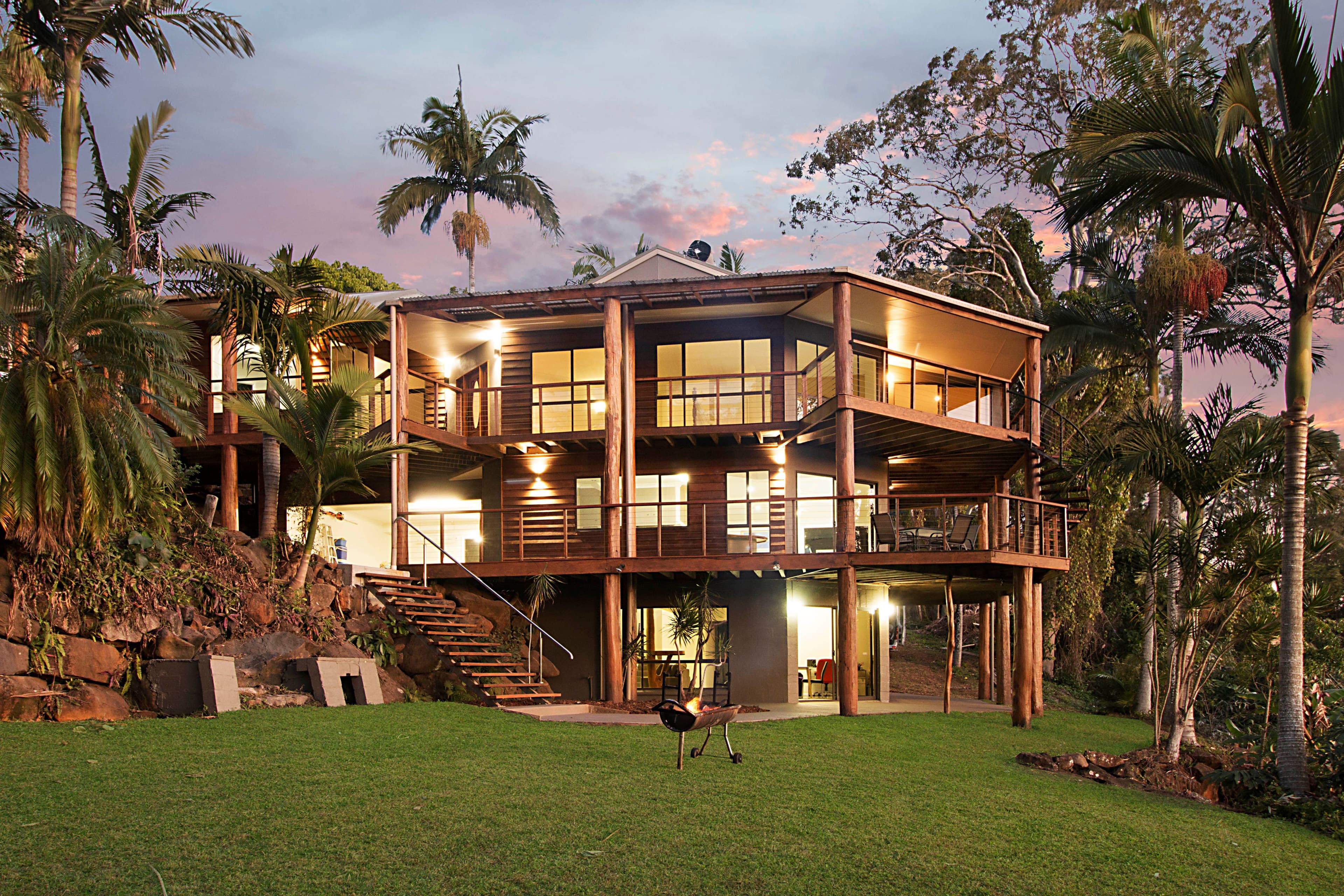54 Lakeview Parade, Tweed Heads South - Image 1