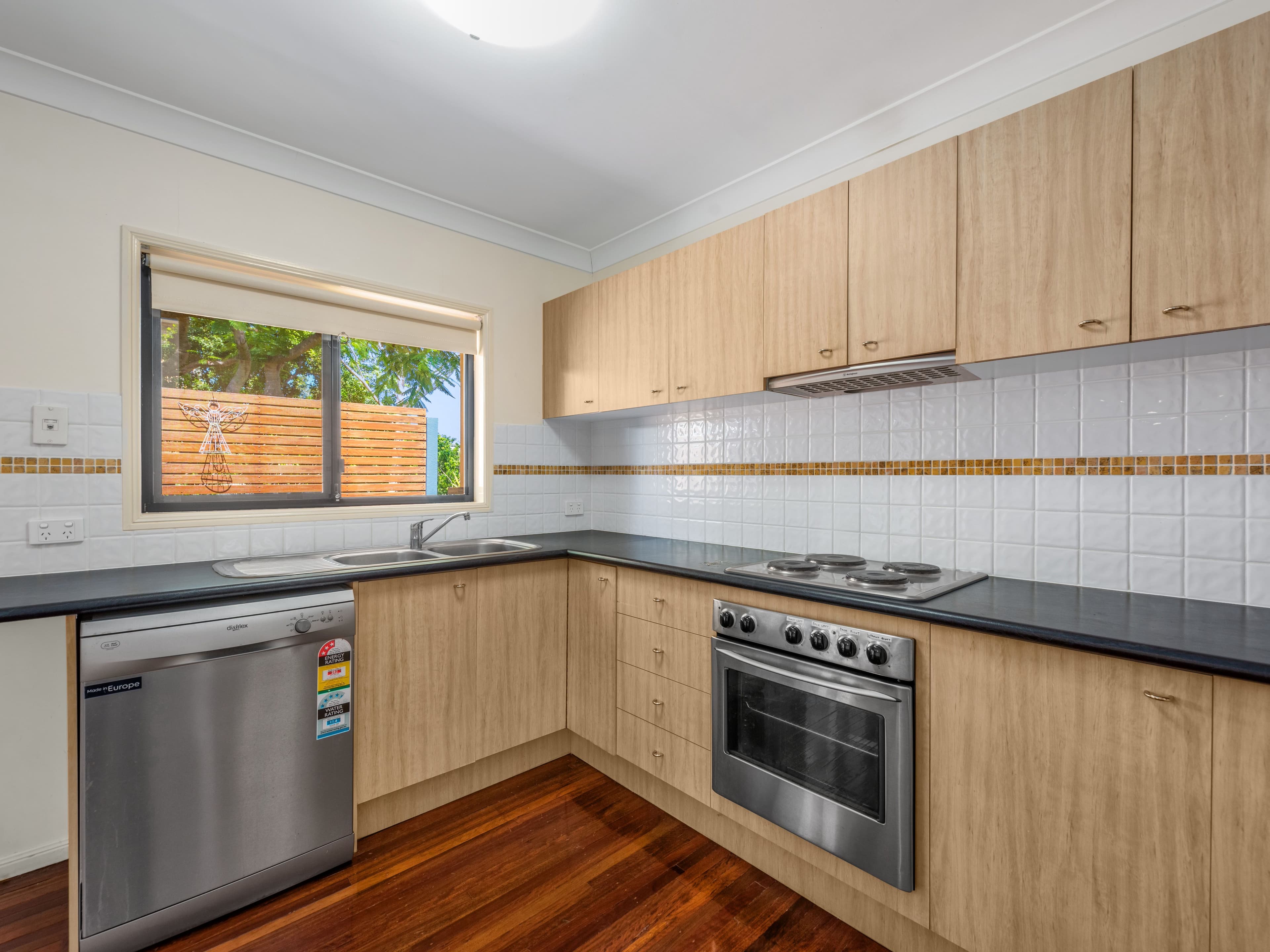 16 Denman Street, Alderley QLD 4051, Alderley - Thumbnail 6