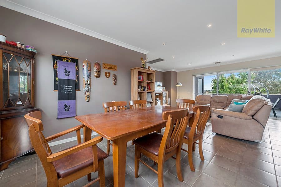 6A Centennial Park Drive, Craigieburn VIC 3064, Craigieburn - Thumbnail 3