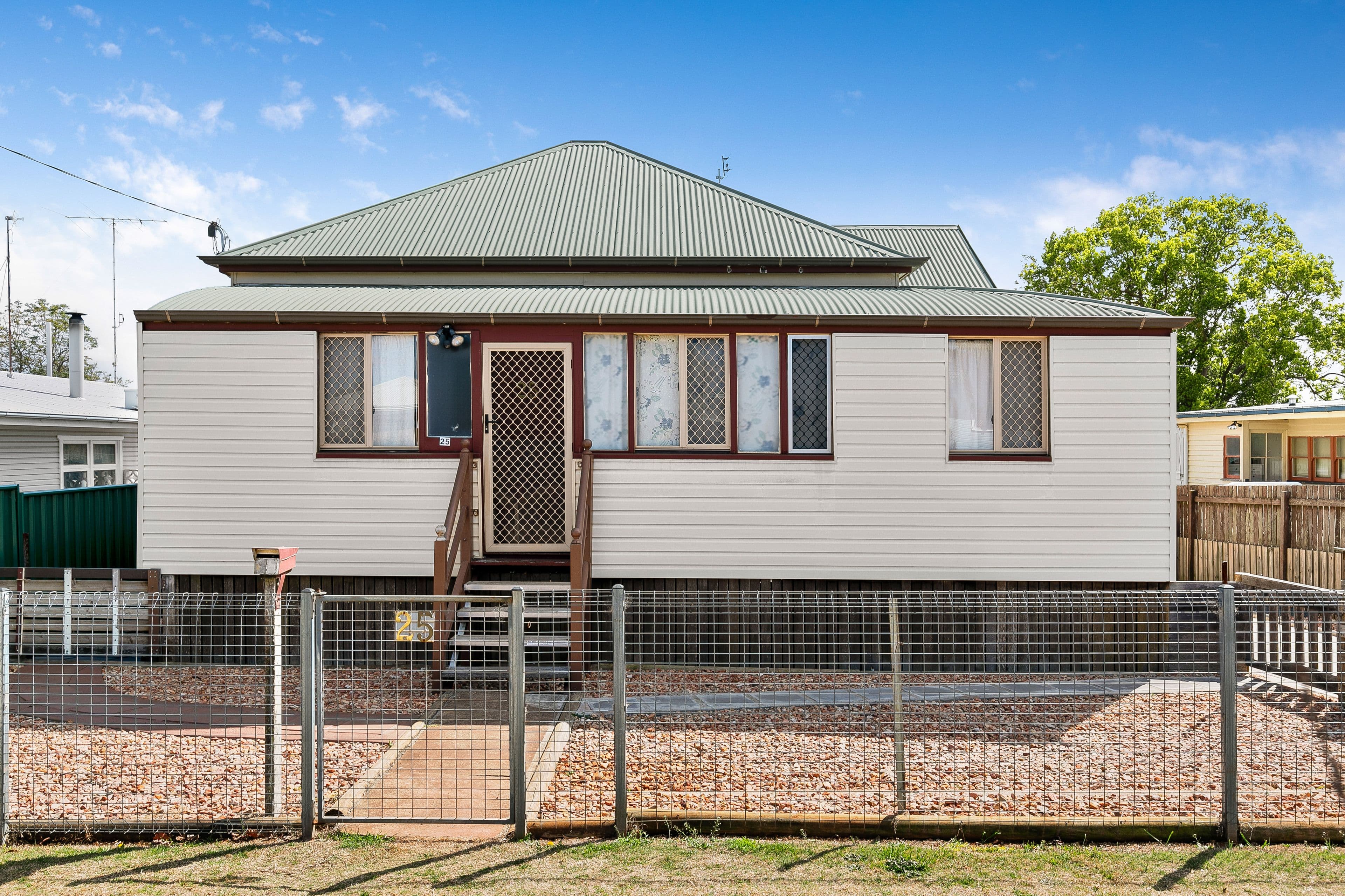25 Dalmeny Street, Wilsonton QLD 4350, Wilsonton - Thumbnail 2
