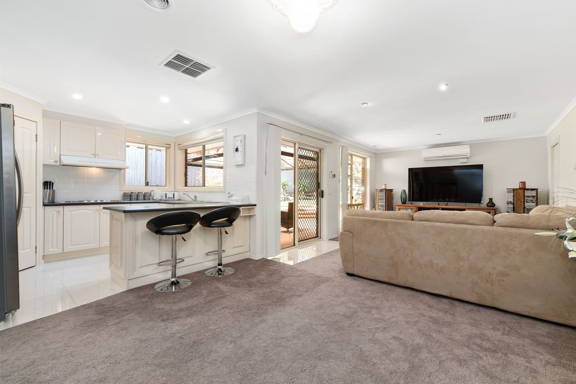 8 Raneen Drive, Langwarrin VIC 3910, Langwarrin - Thumbnail 5