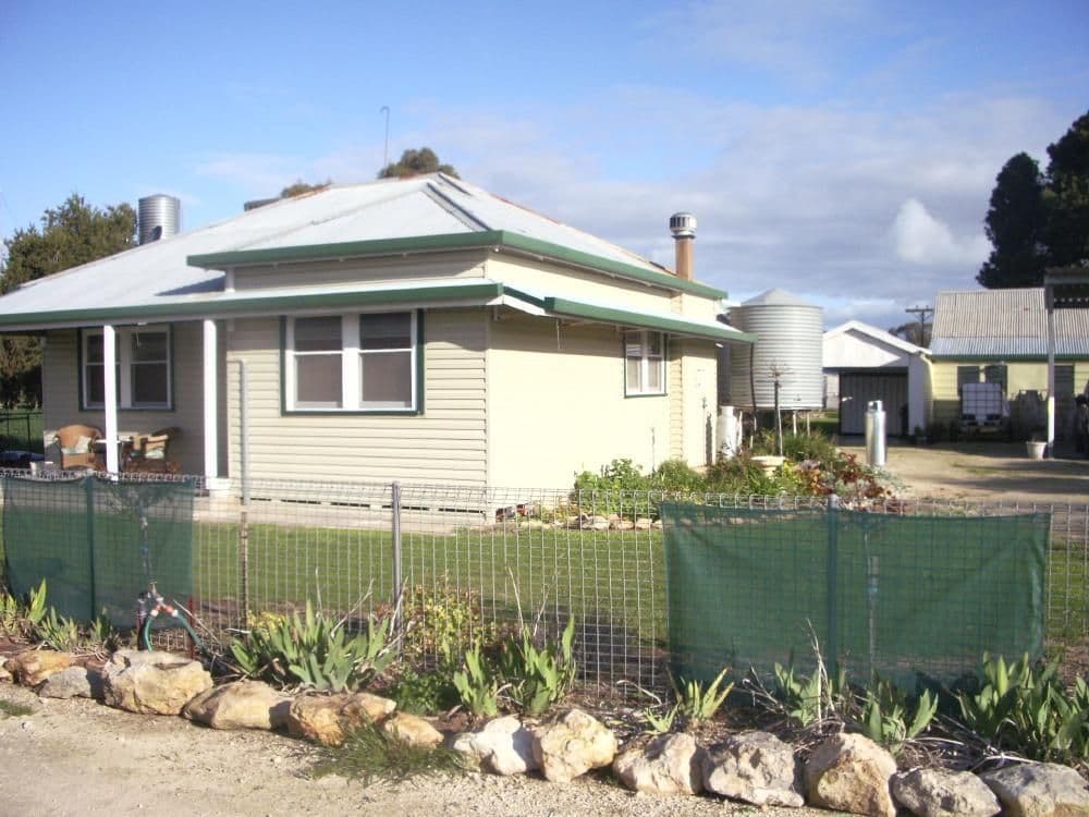 20 Hilliers Road, Mundulla SA 5270, Mundulla - Image 1