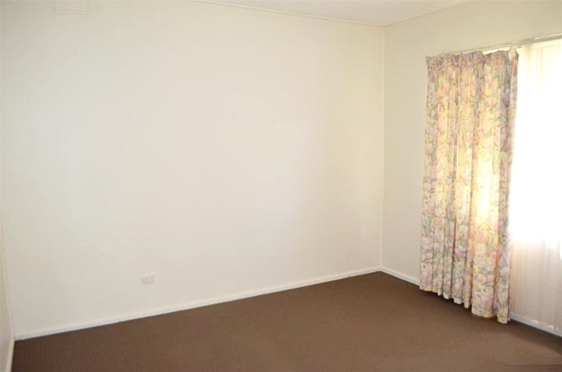 116 Broughton Street, Tumut - Thumbnail 3