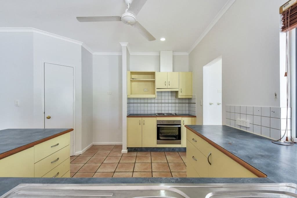 4 Sabal Place, Durack NT 0830, Durack - Thumbnail 2