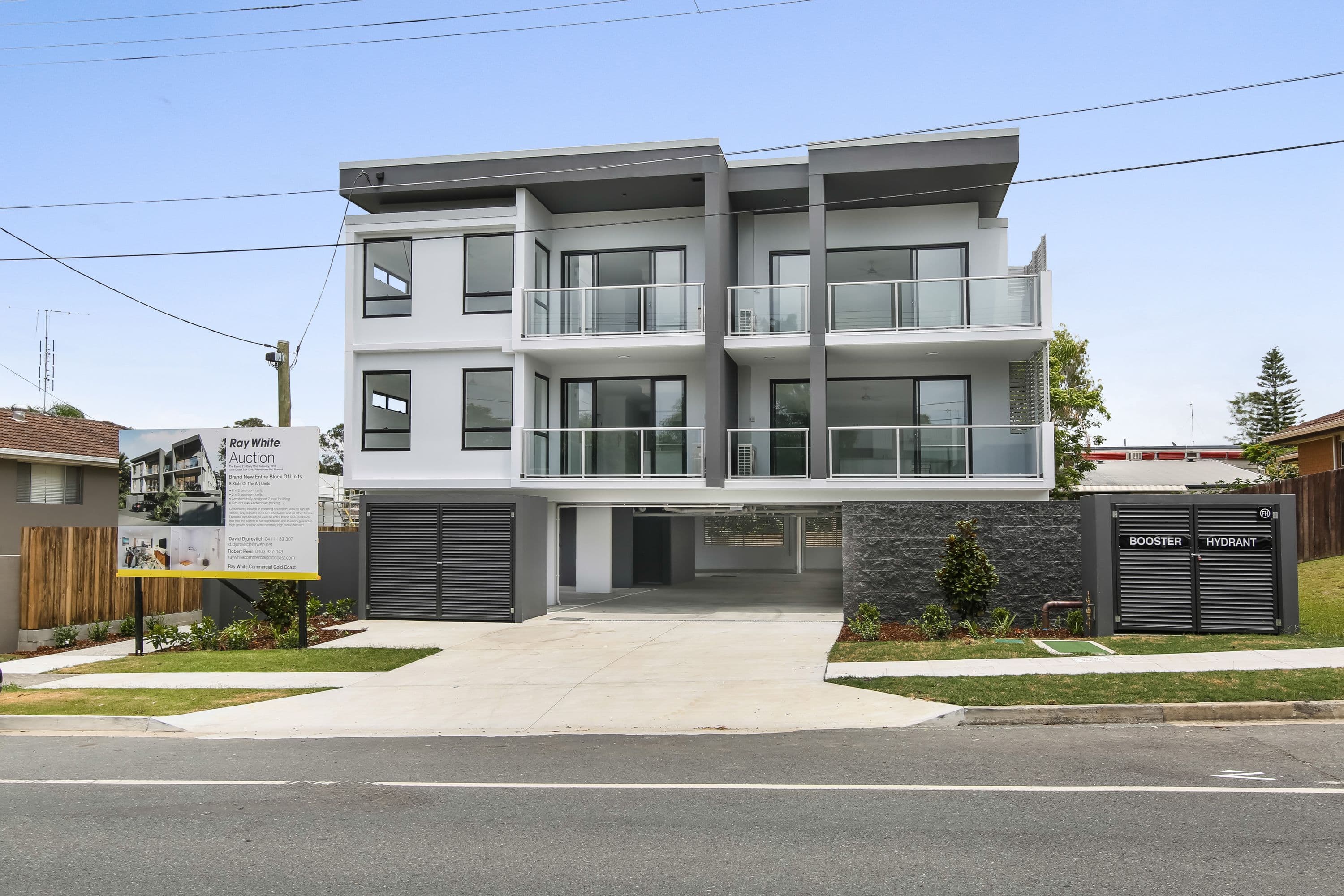 11 Anne Street, Southport QLD 4215, Southport - Thumbnail 2