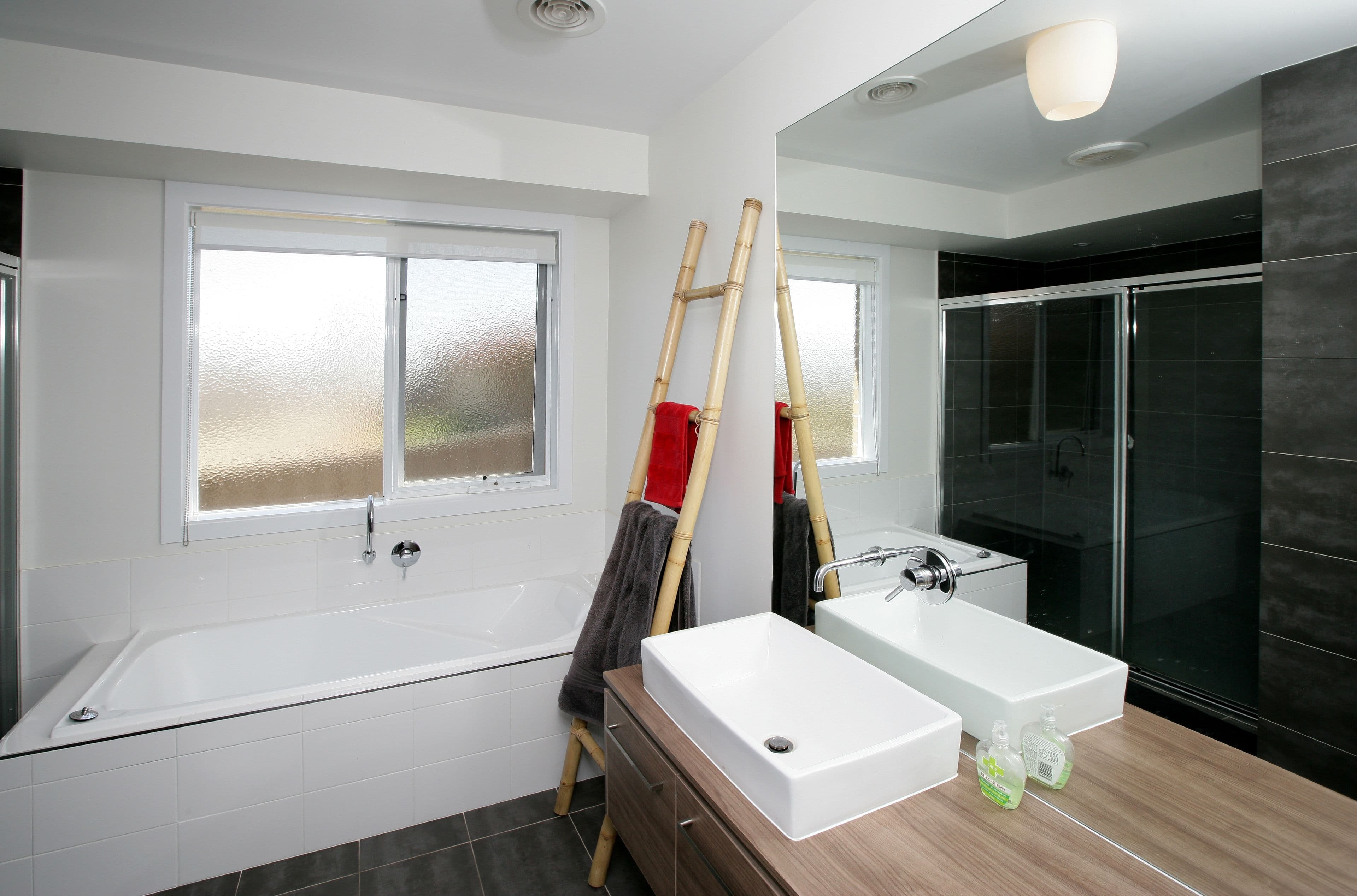 2 Larra Place, Bourkelands - Thumbnail 7