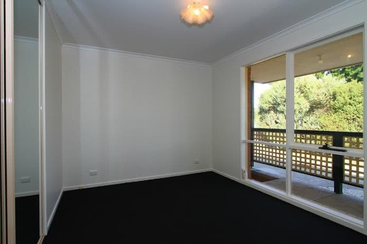 33 Beauchamp Street, HEATHCOTE VIC 3523, Heathcote - Thumbnail 5