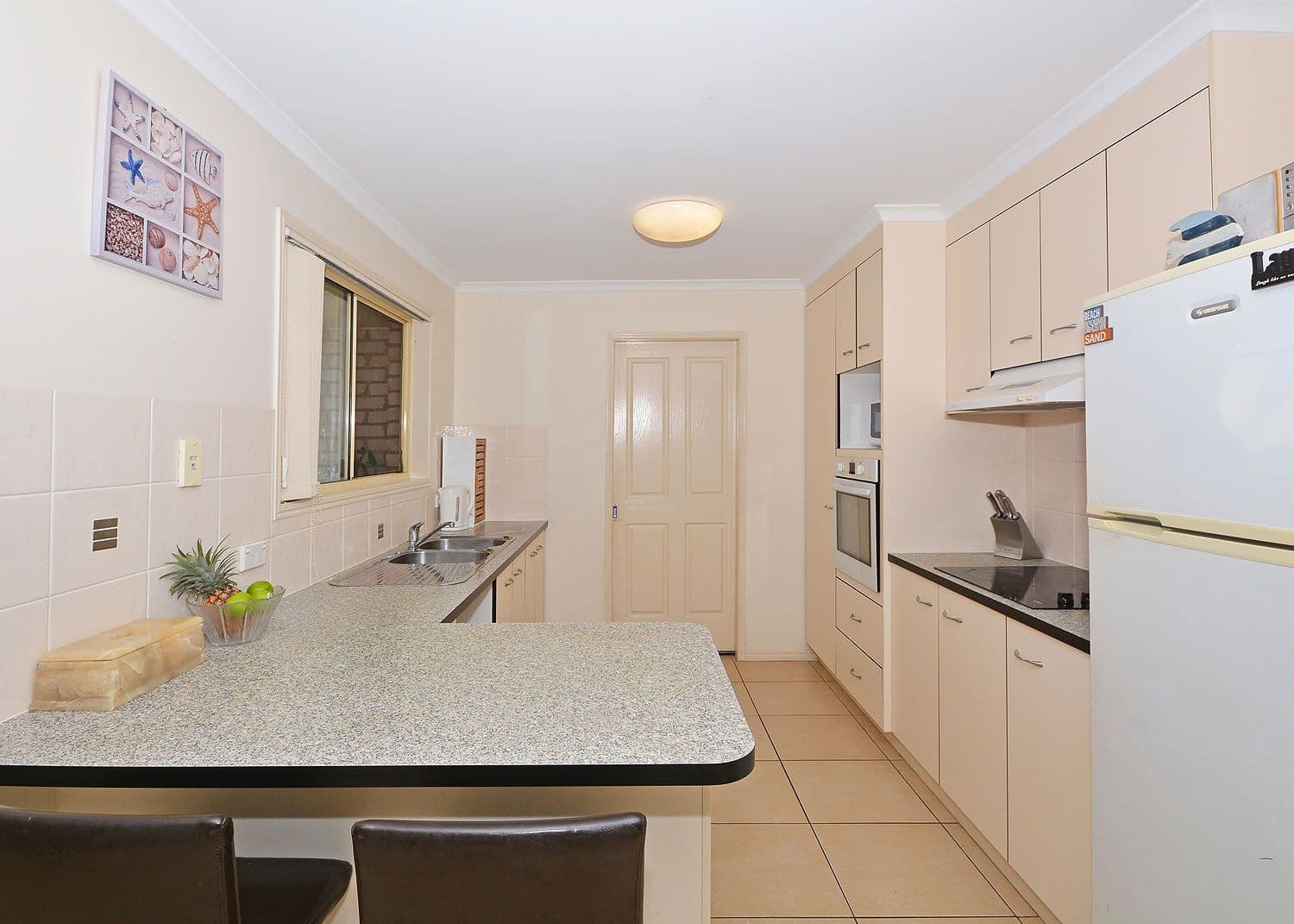 8 Joselyn Drive, Point Vernon QLD 4655, Point Vernon - Thumbnail 4