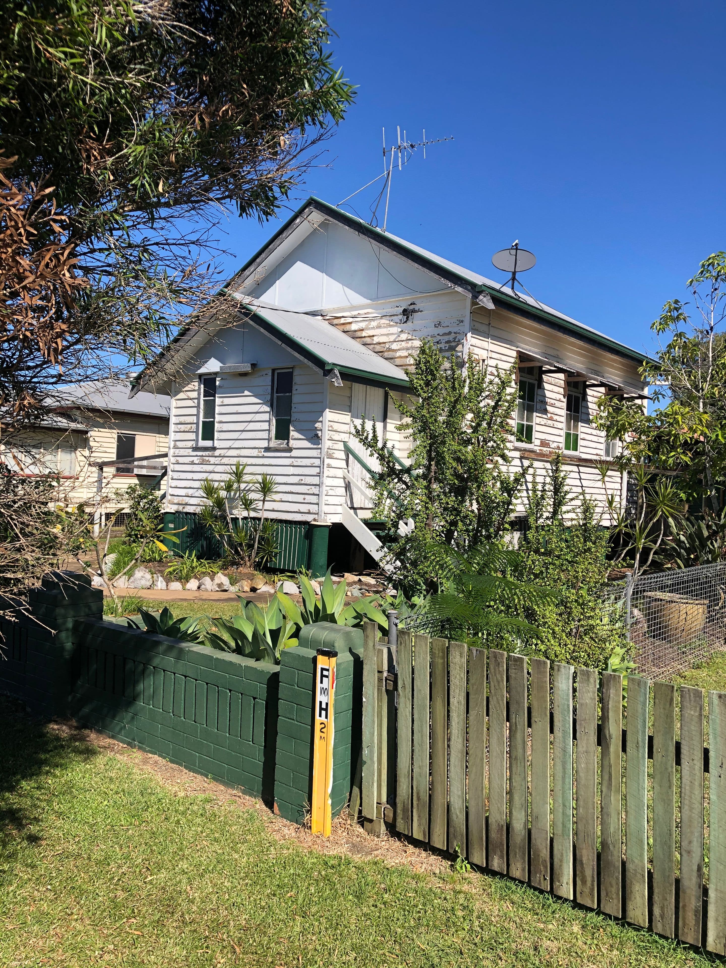 10 Premier Street, Maryborough QLD 4650, Maryborough - Thumbnail 2