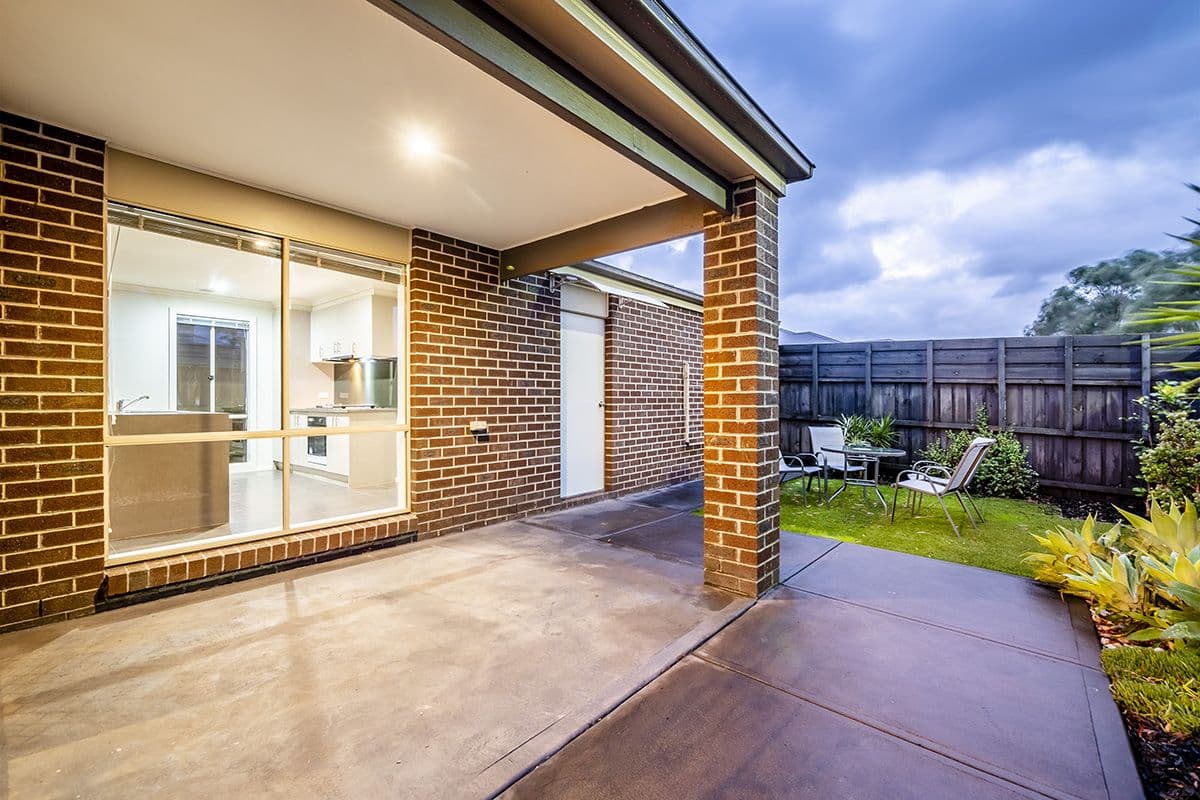 12 Hogan Street, Cranbourne East VIC 3977, Cranbourne East - Thumbnail 6