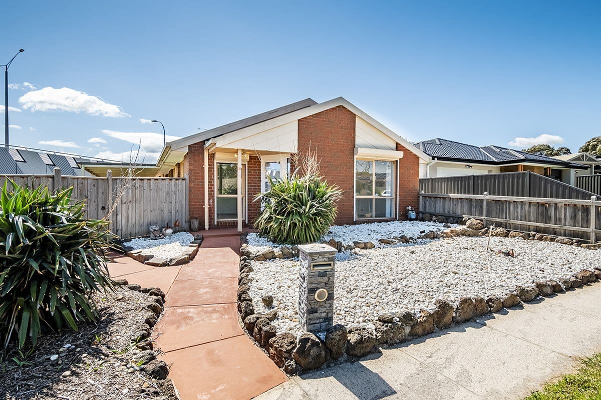 16 Tamworth Court, Cranbourne VIC 3977, Cranbourne - Image 1