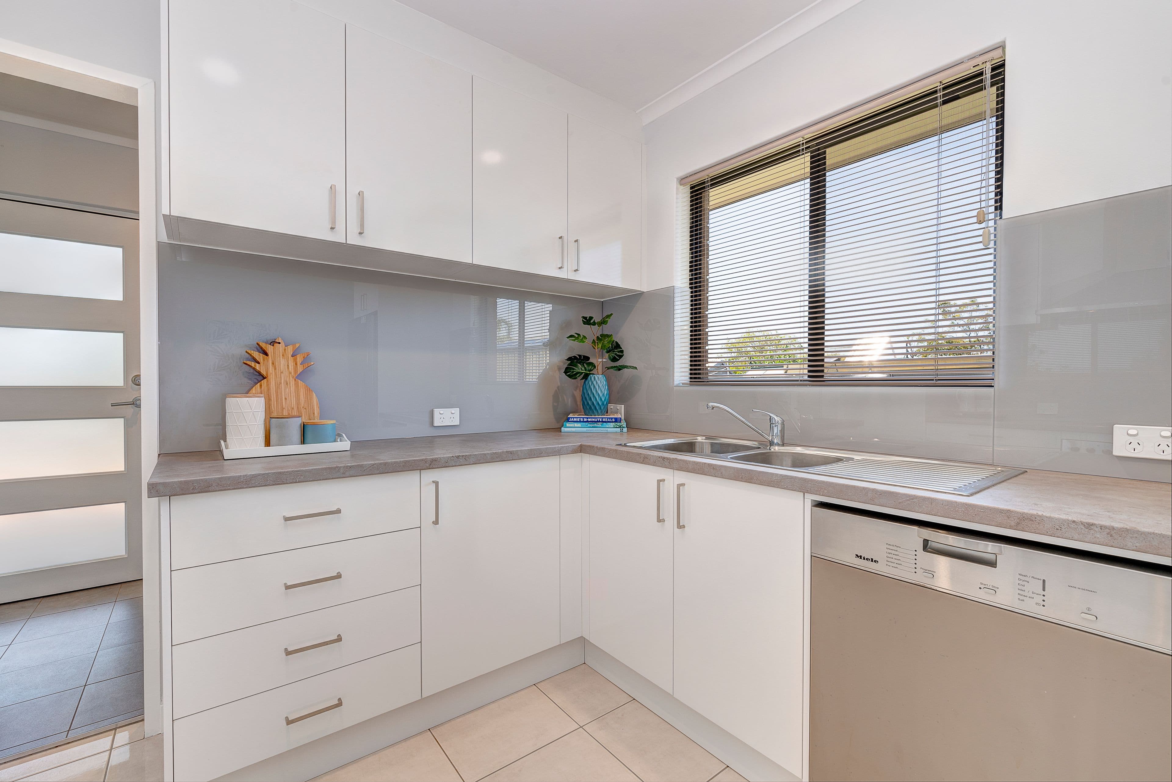 5 Hallett Court, Happy Valley SA 5159, Happy Valley - Thumbnail 8