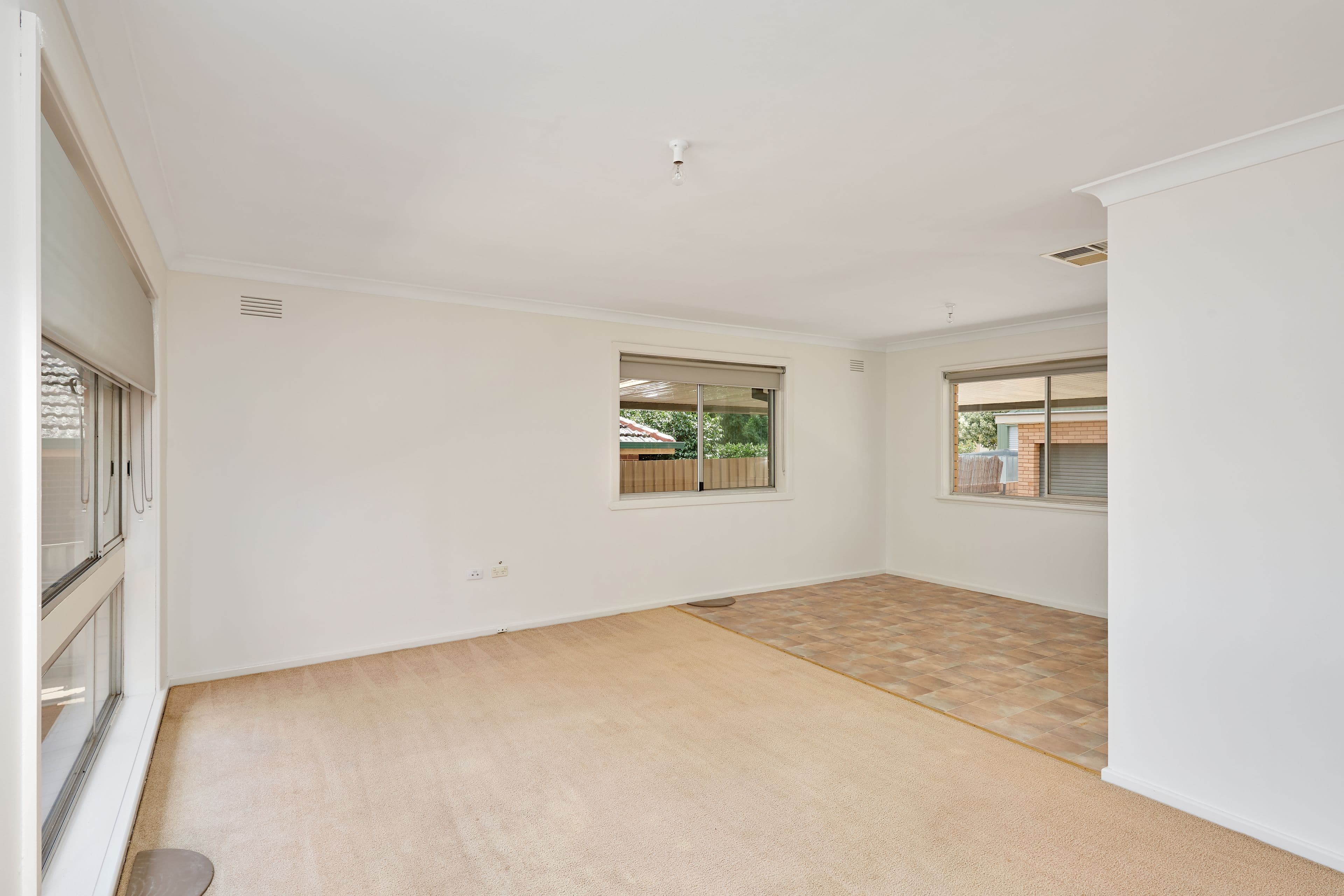 31 Waranga Avenue, Mount Austin NSW 2650, Mount Austin - Thumbnail 3