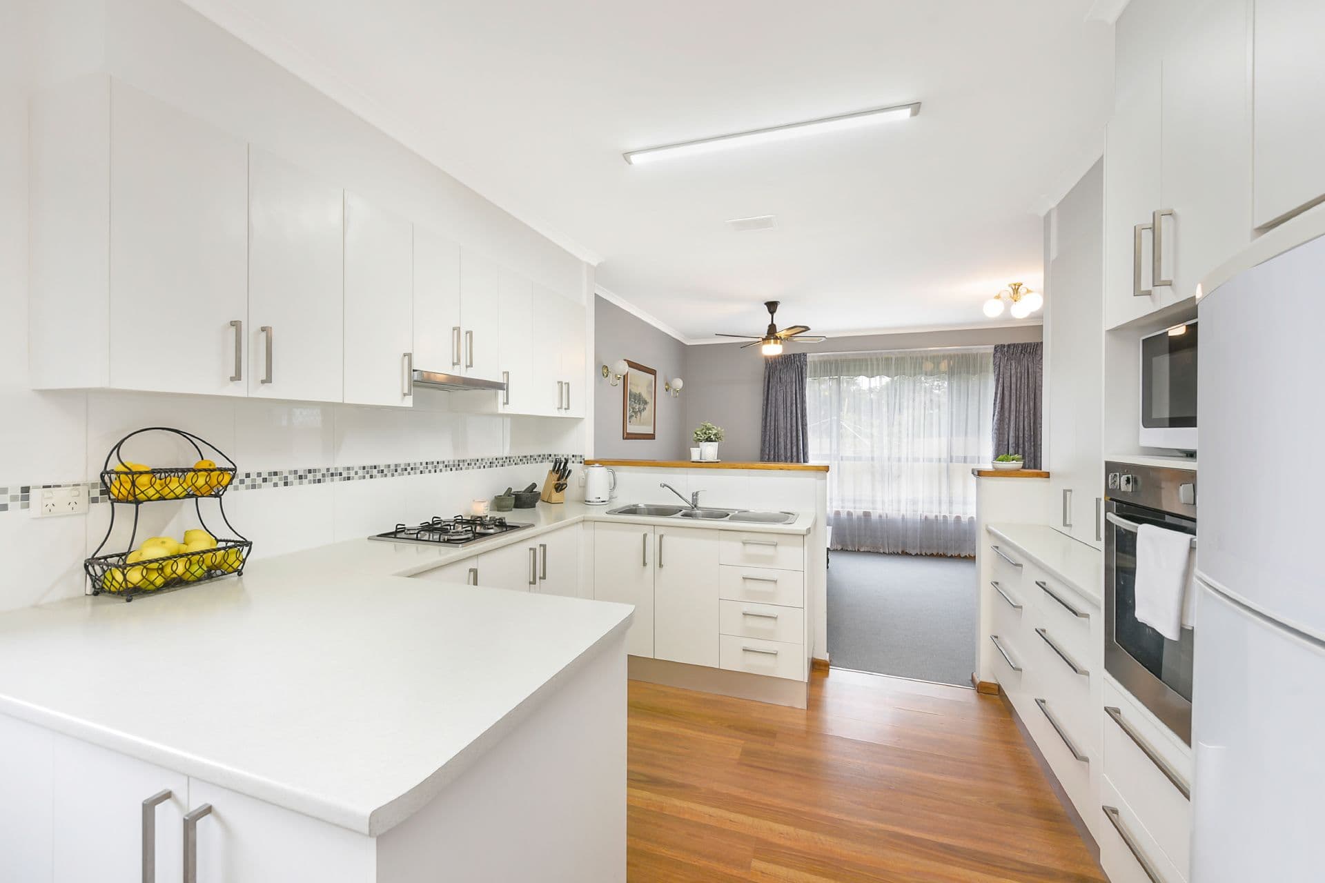 7 Cappella Court, Glen Waverley VIC 3150, Glen Waverley - Thumbnail 4