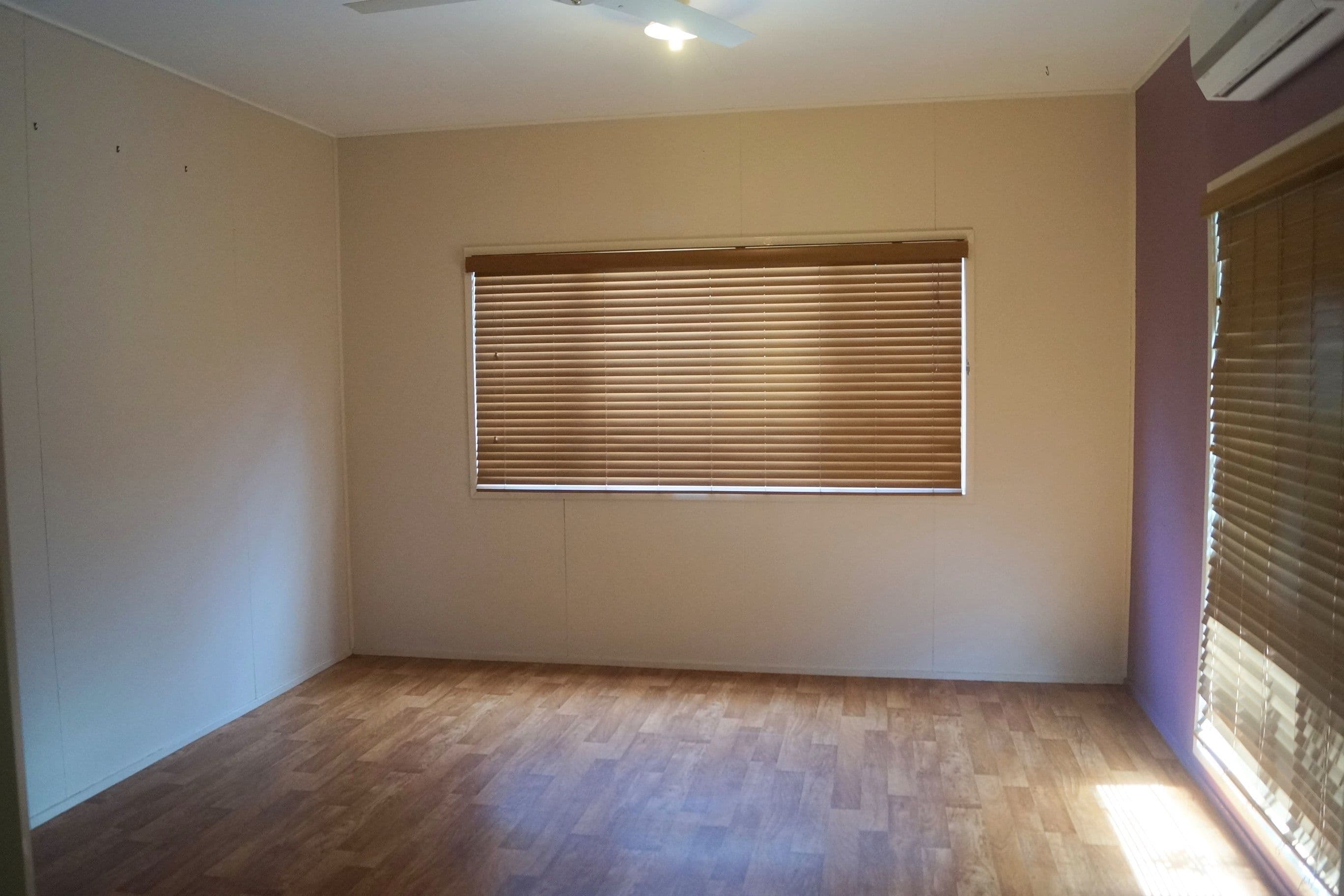 5 McKendry Street, Emerald QLD 4720, Emerald - Thumbnail 3