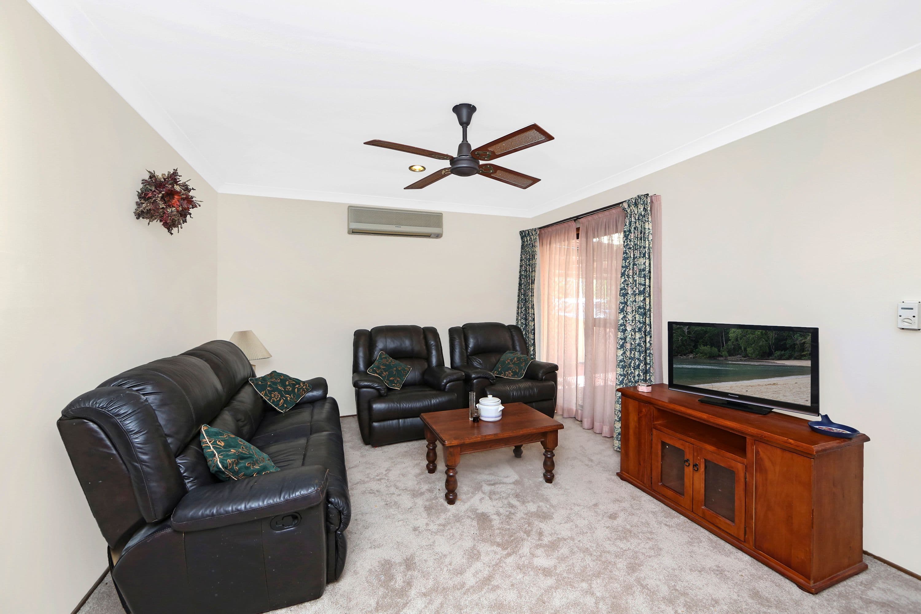 16 Delia Avenue, Budgewoi - Thumbnail 4