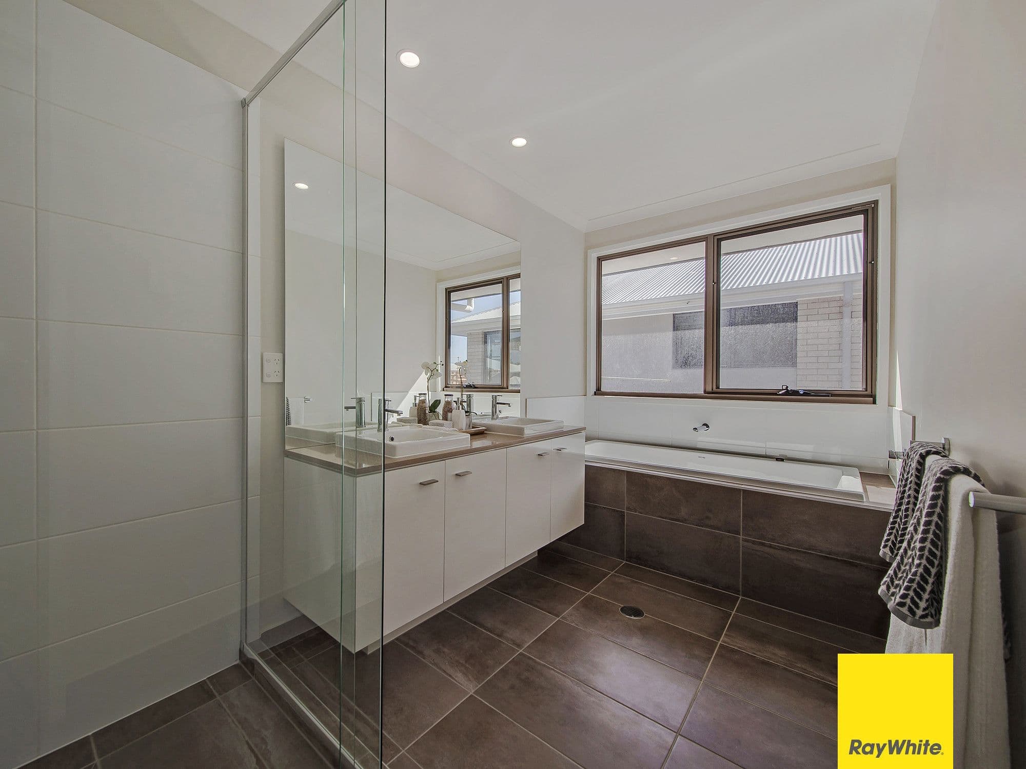 6 Doulton Close, Hemmant QLD 4174, Hemmant - Thumbnail 4