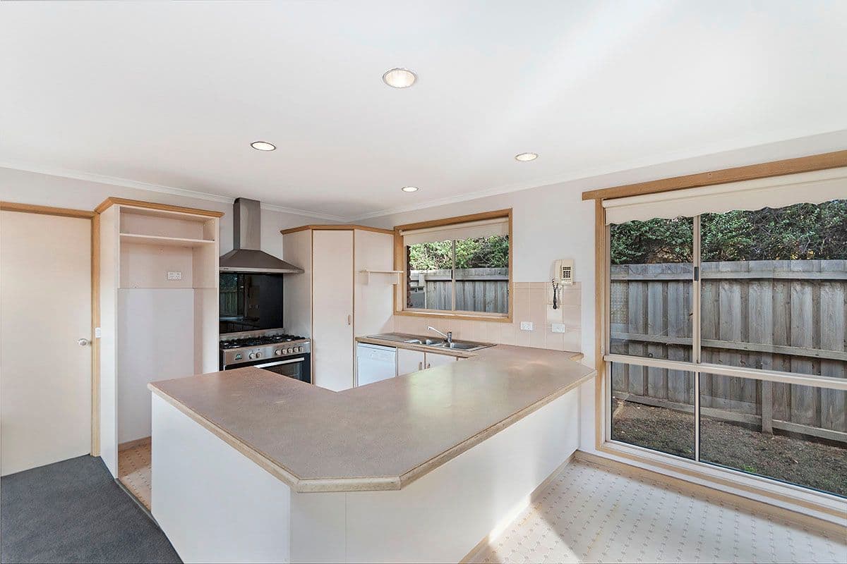 2 Clonmel Court, Warrnambool VIC 3280, Warrnambool - Thumbnail 3