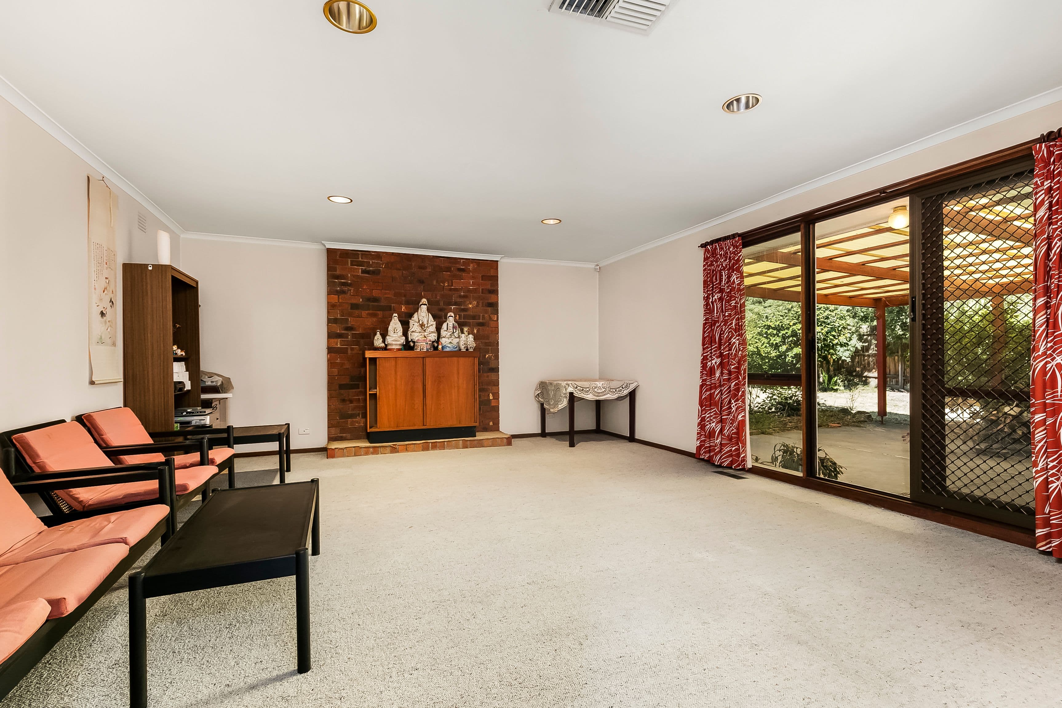 24 Clarke Crescent, Wantirna South VIC 3152, Wantirna South - Thumbnail 5
