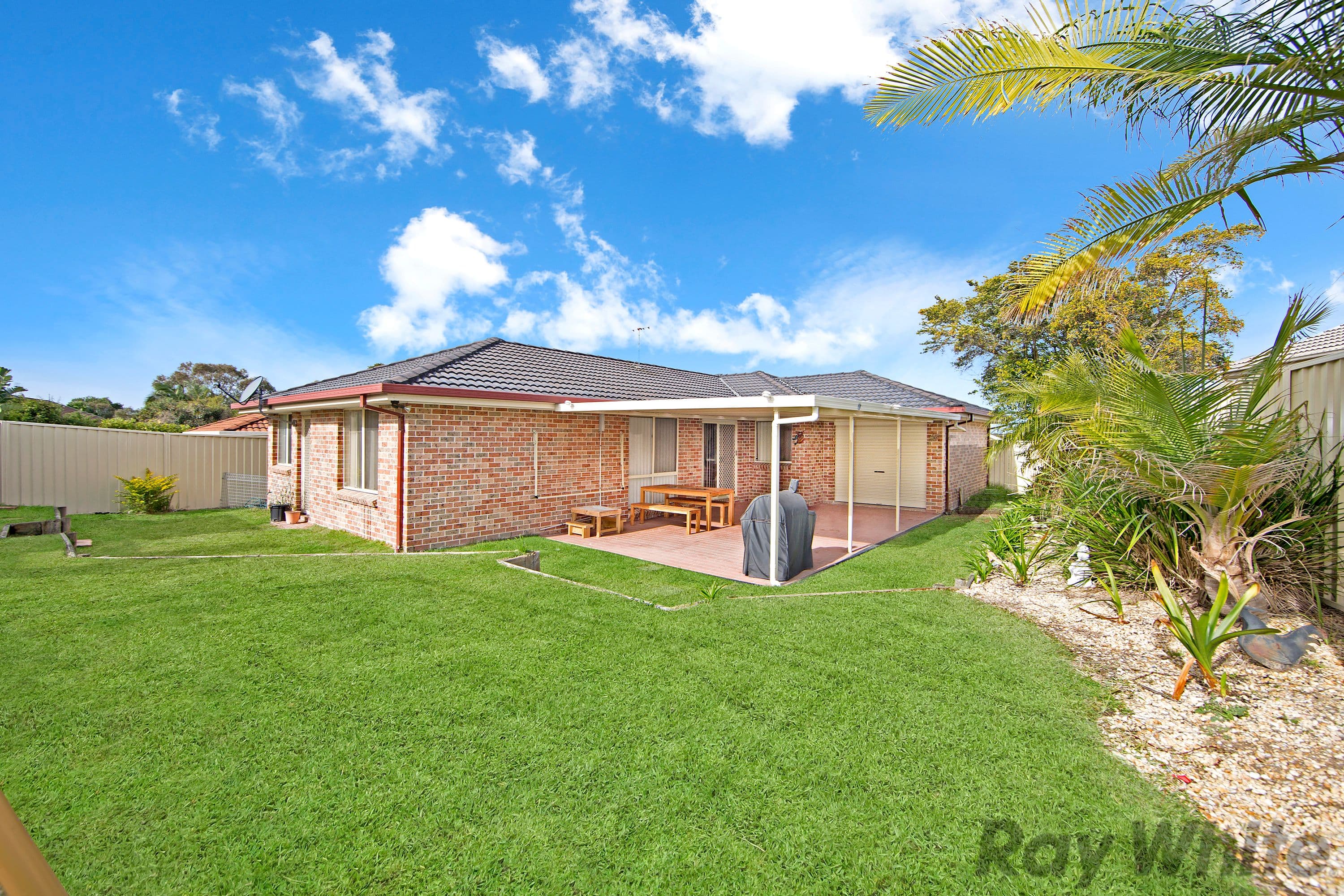 10 Bayside Street, Blue Haven - Image 1
