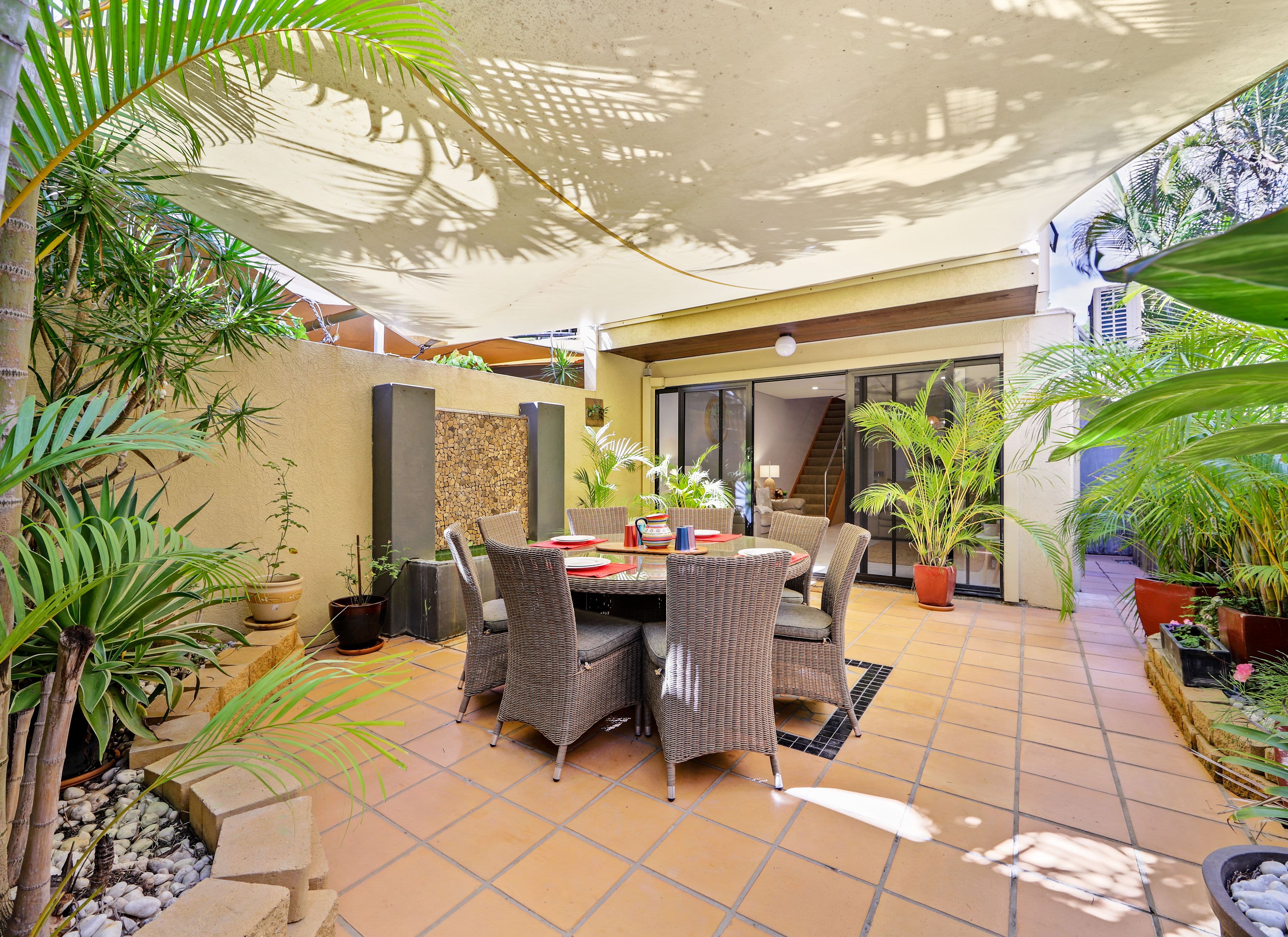 38 Alfred Street, Mermaid Beach QLD 4218, Mermaid Beach - Thumbnail 2