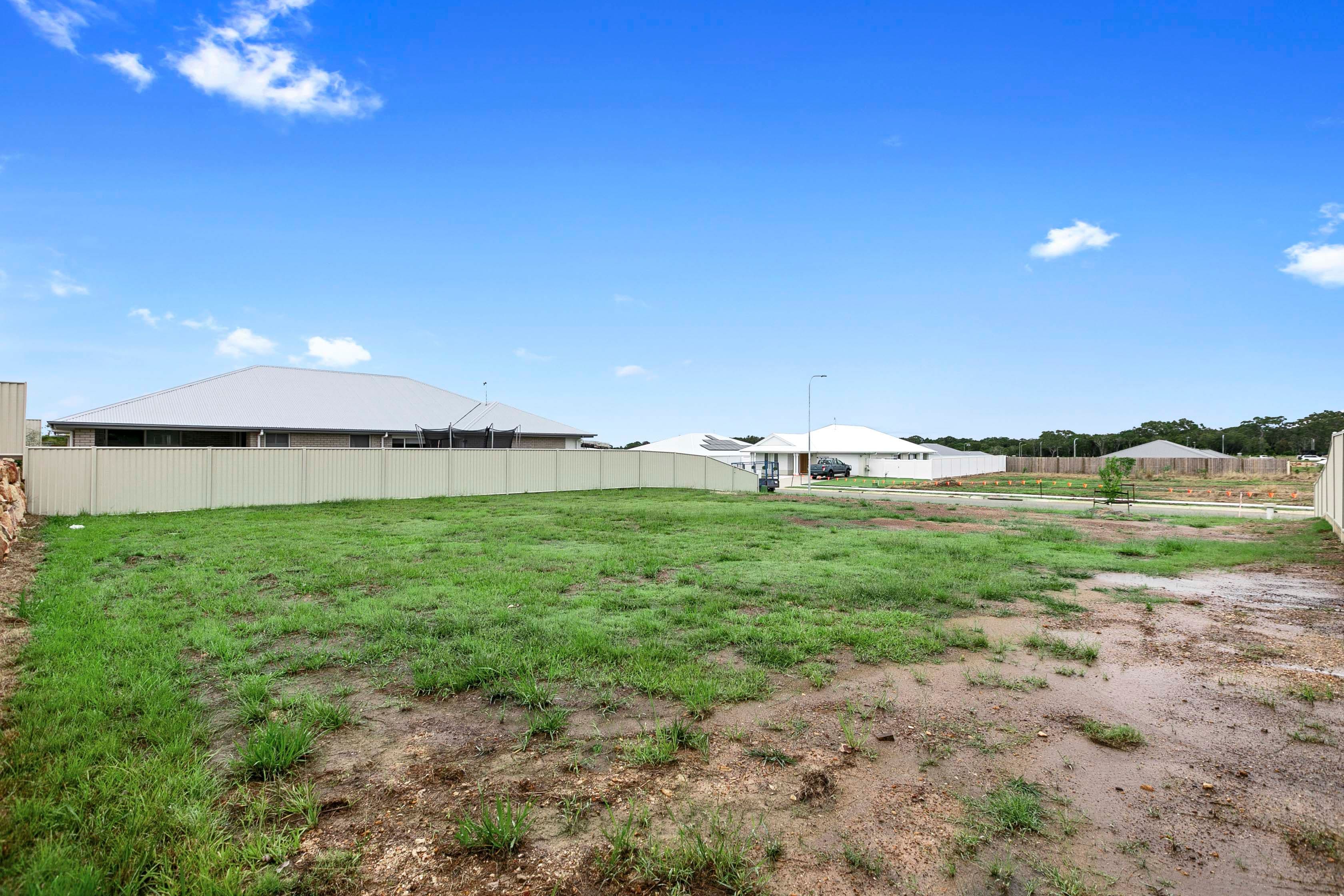 12 Hopbush Street, Nikenbah QLD 4655, Nikenbah - Thumbnail 8