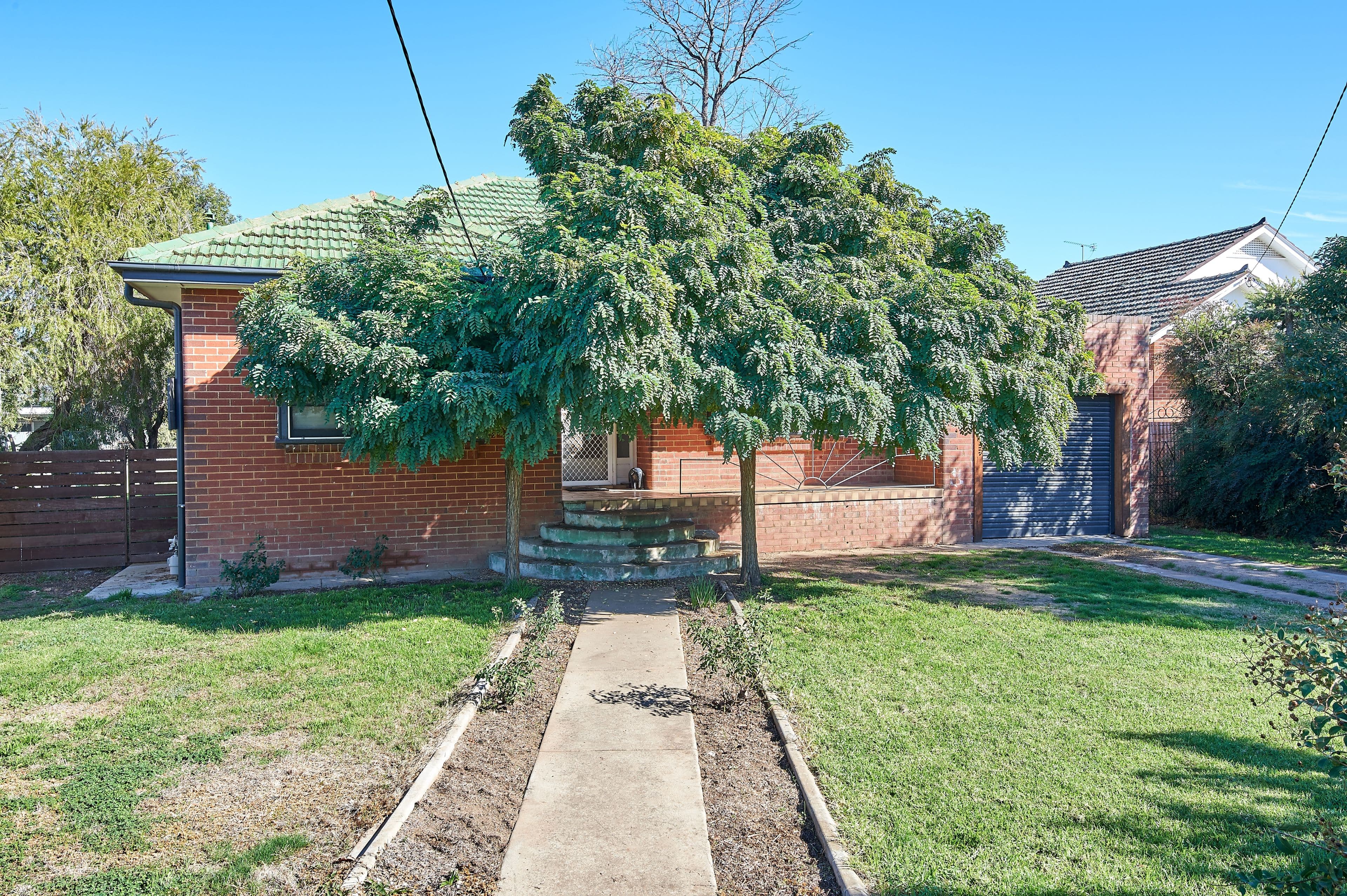 42 Slocum Street, Wagga Wagga - Image 1