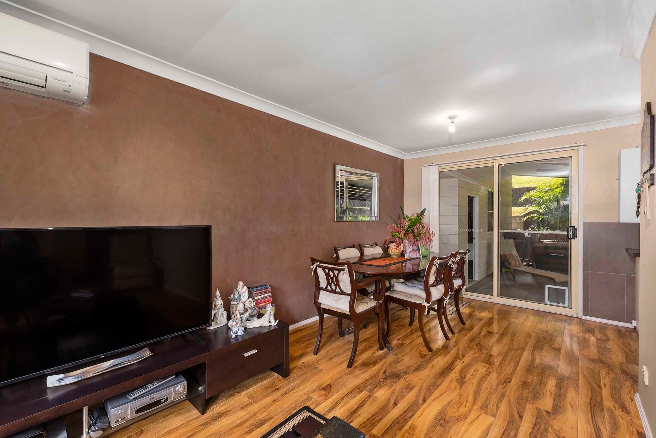 23 Endeavour Close, Woodrising - Thumbnail 4