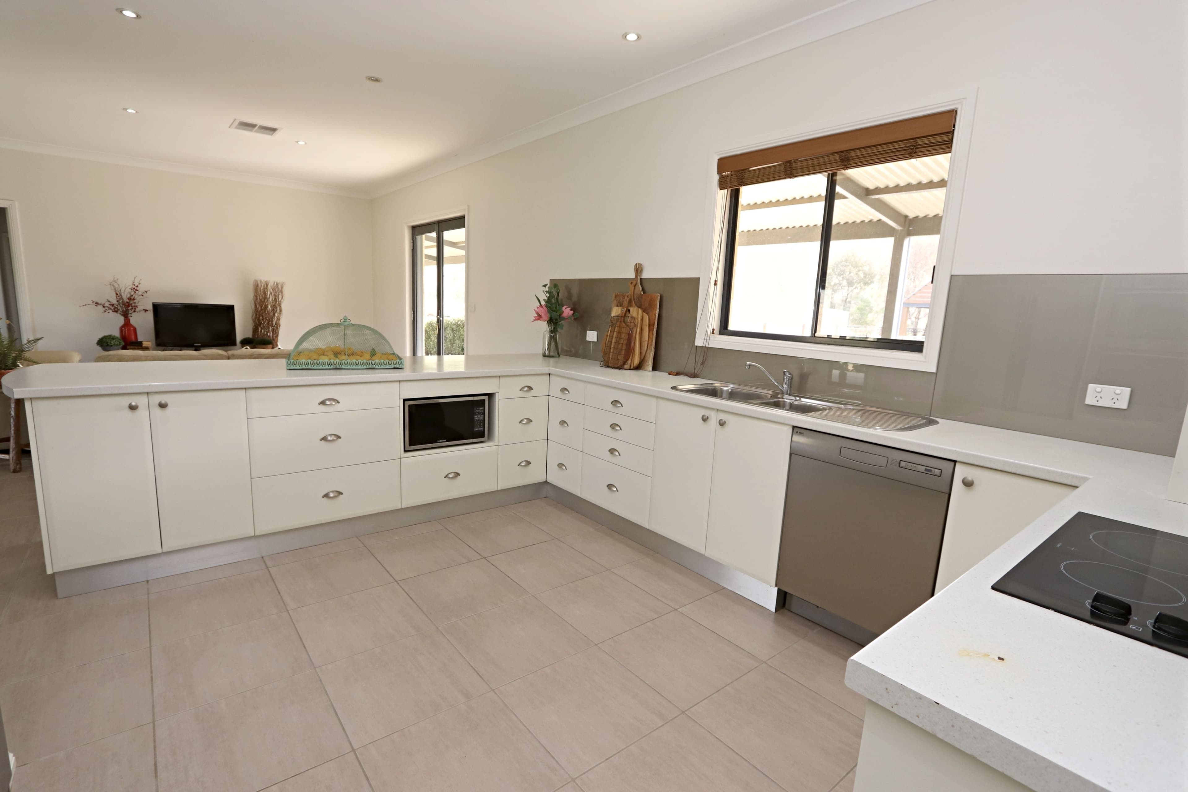 61 Happy Valley Road, Gundagai NSW 2722, Gundagai - Thumbnail 5