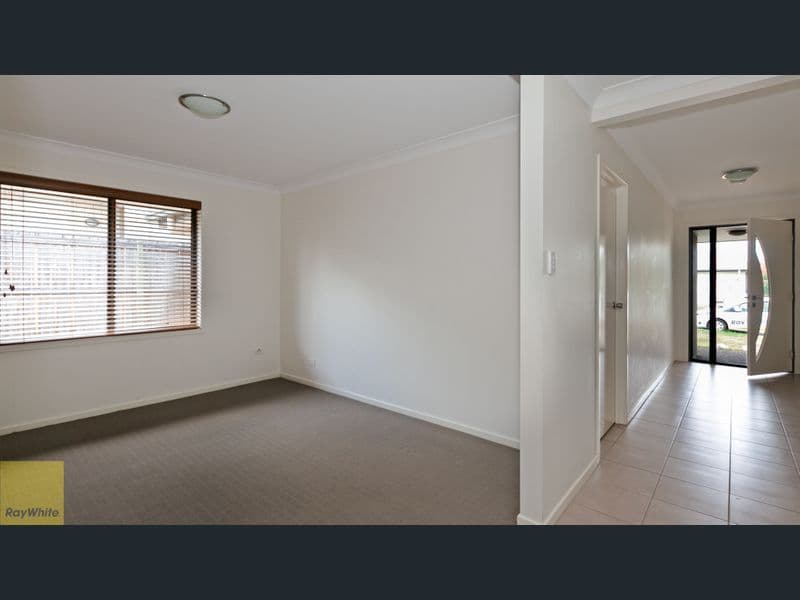 9 Isidore Street, Augustine Heights QLD 4300, Augustine Heights - Thumbnail 4