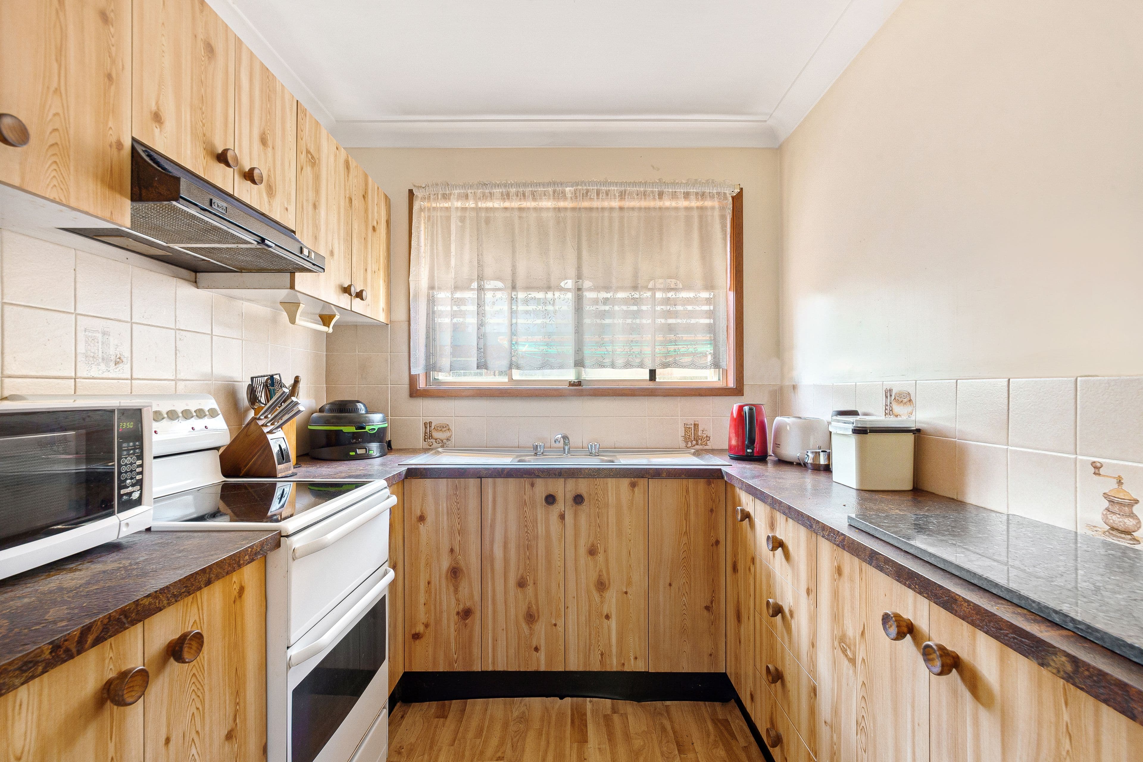 31-37 Tenth Avenue, Budgewoi NSW 2262, Budgewoi - Thumbnail 3