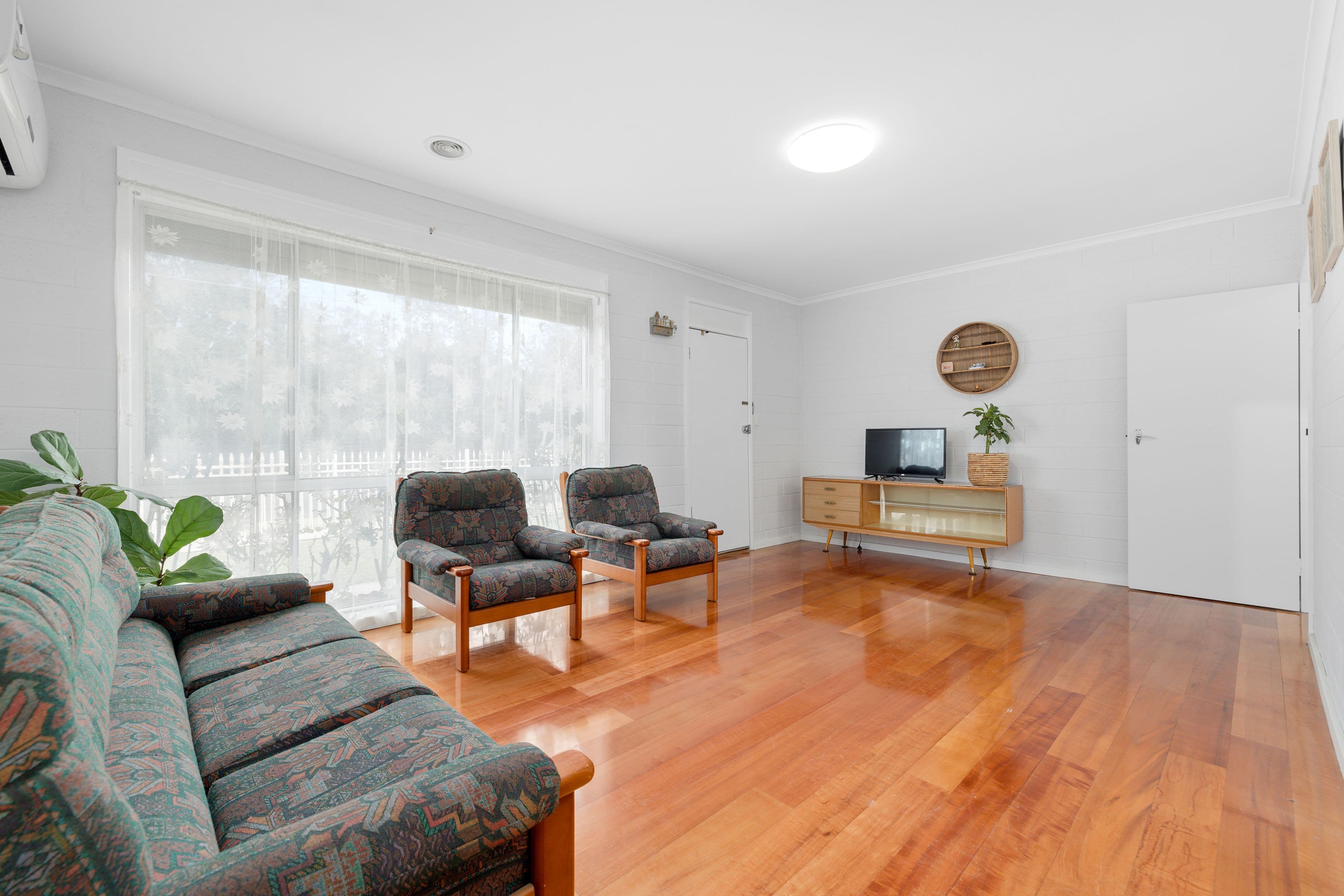 28-30 Wisewould Avenue, Seaford VIC 3198, Seaford - Thumbnail 2